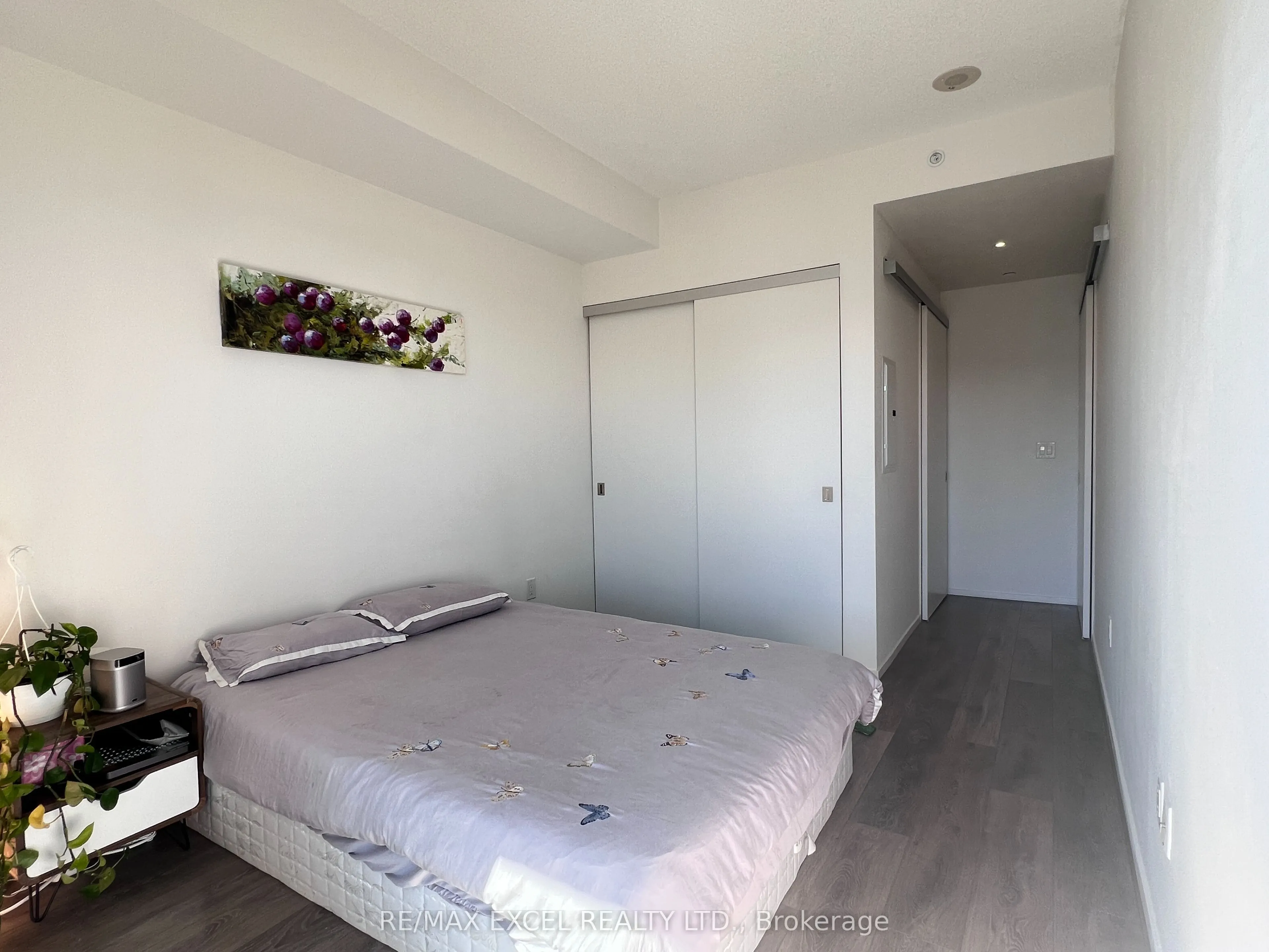 159 Dundas Street E, #3105