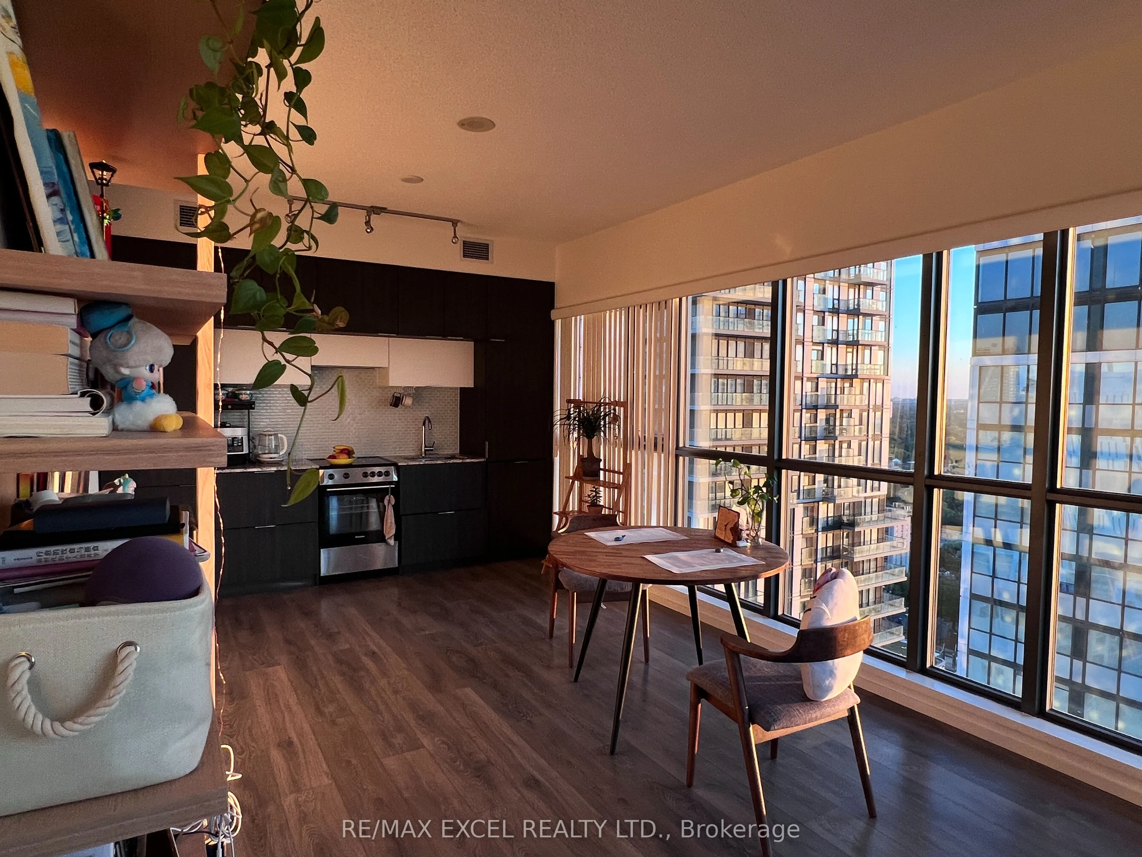 159 Dundas Street E, #3105