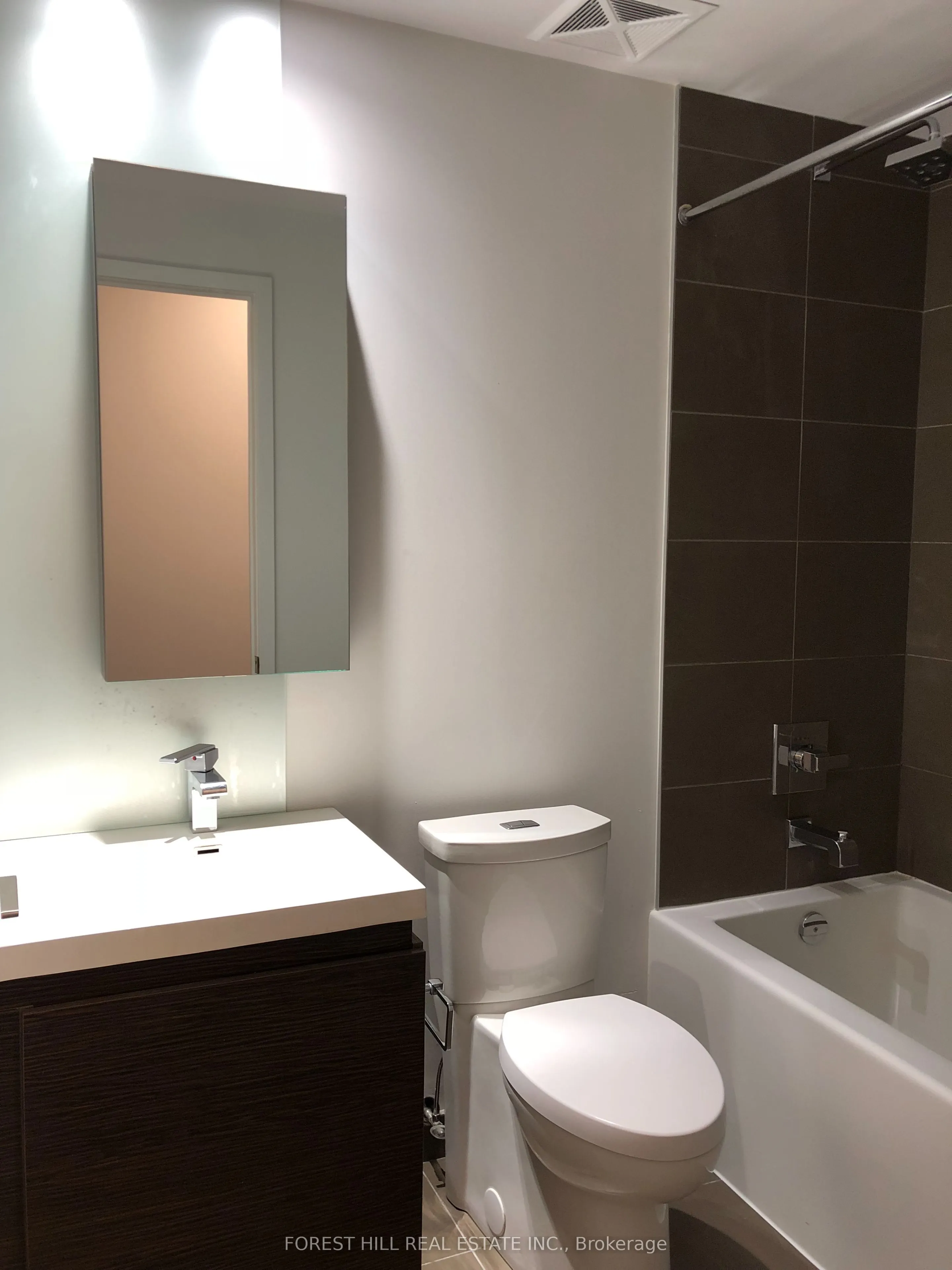 1030 King Street W, #437