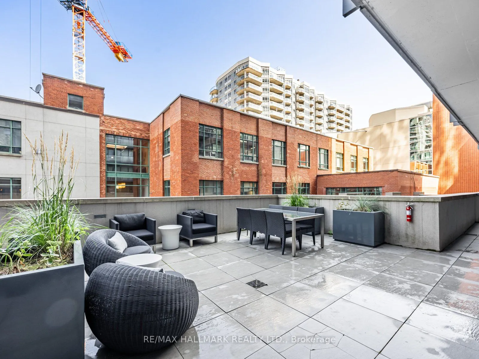 105 George Street, #1704