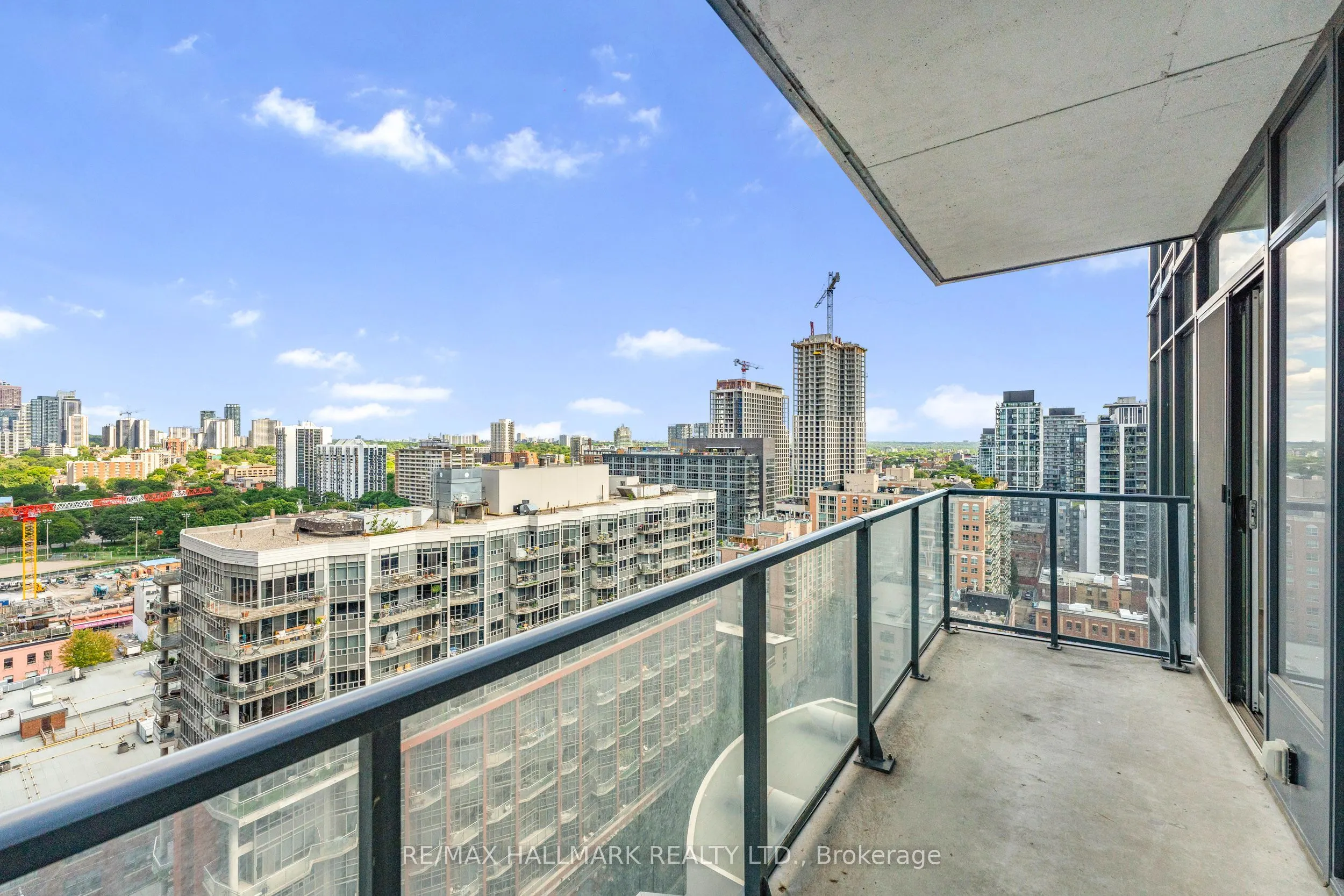 105 George Street, #1704