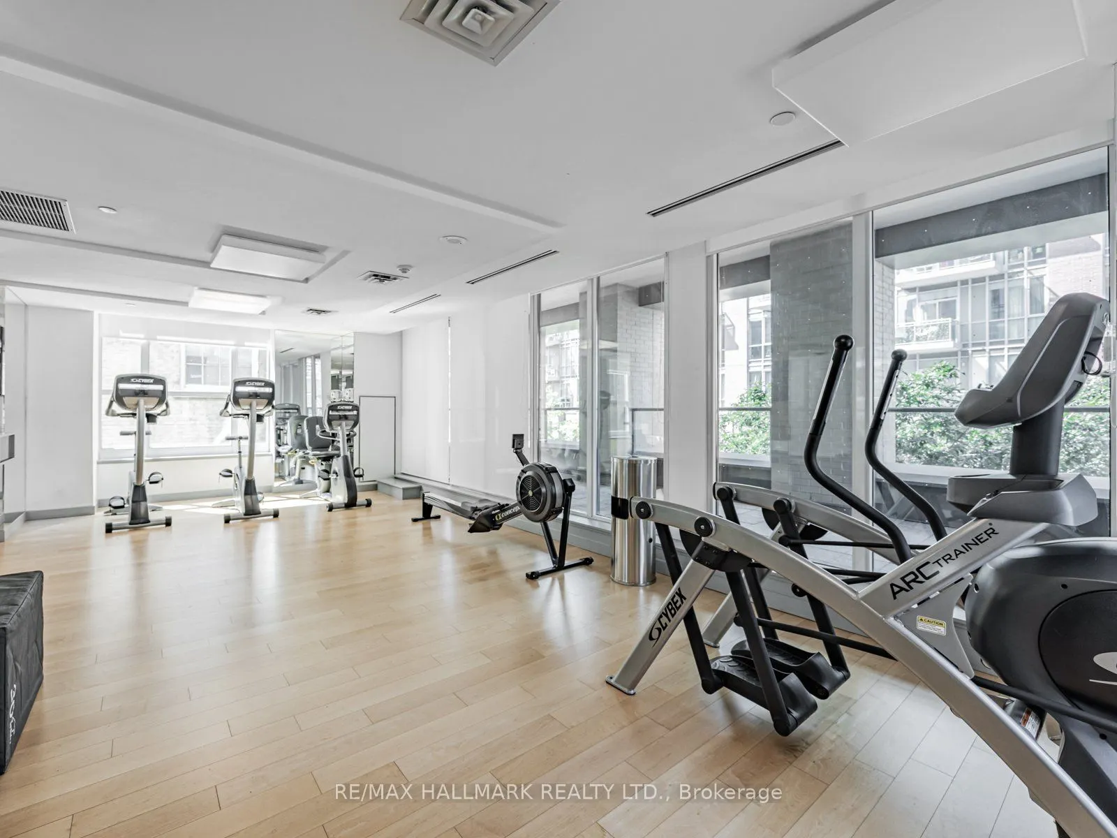 105 George Street, #1704