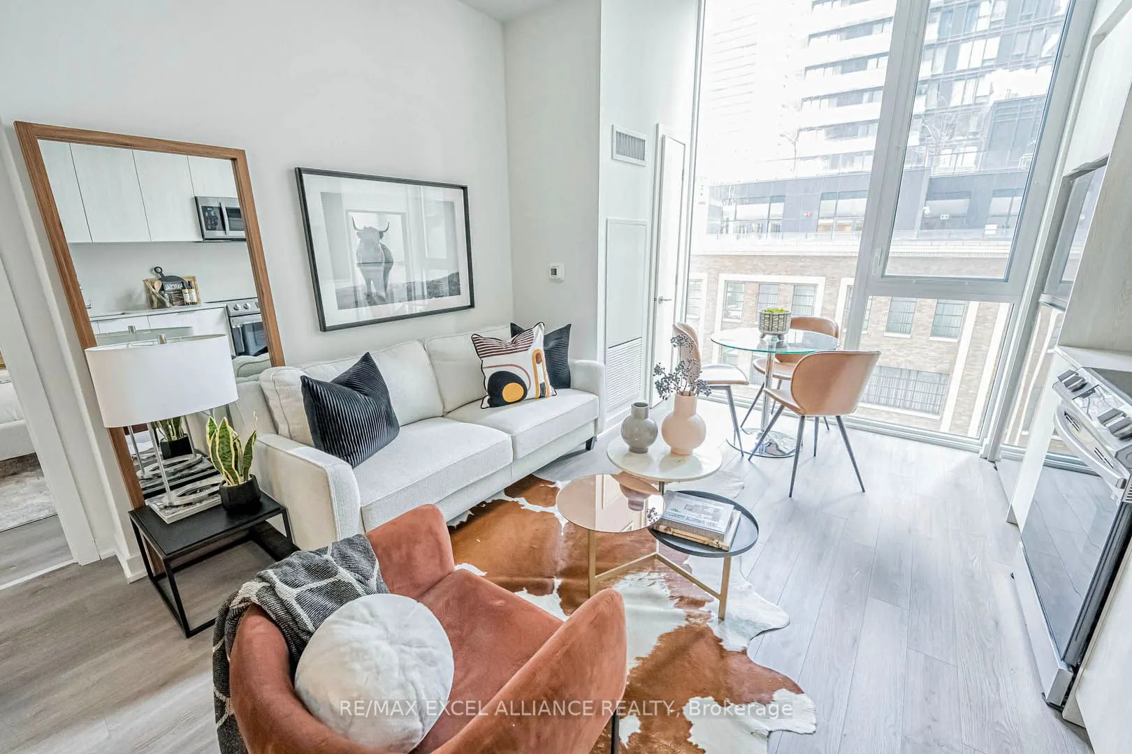 357 King Street W, #503