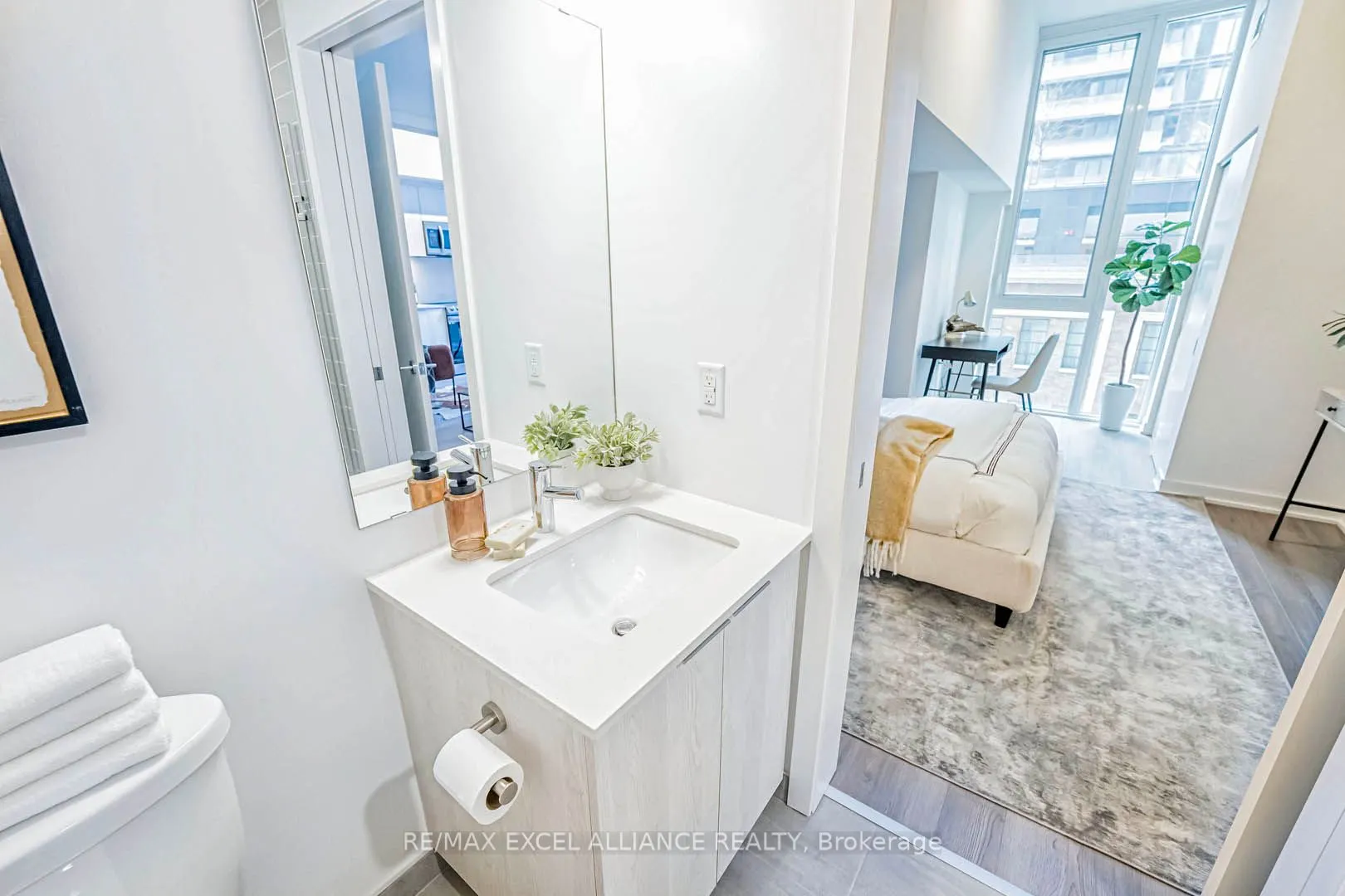 357 King Street W, #503