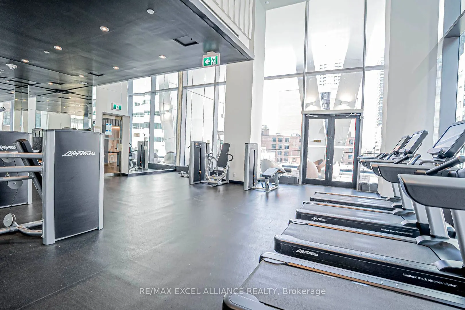 357 King Street W, #503