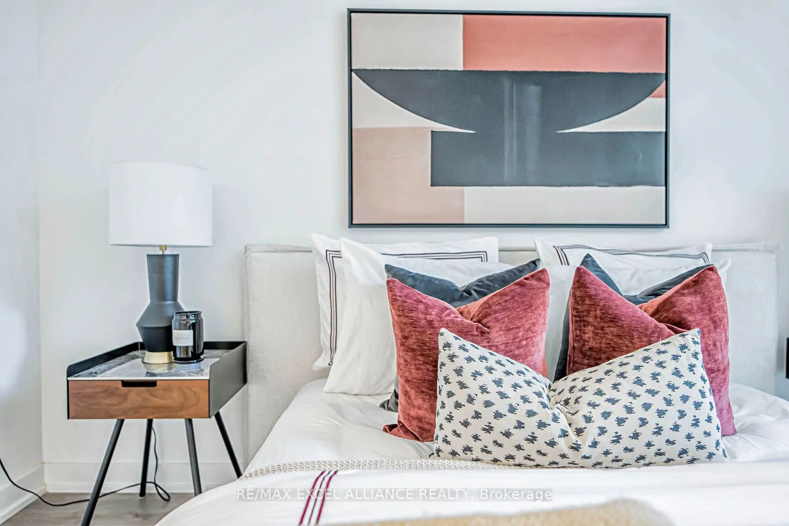 357 King Street W, #503