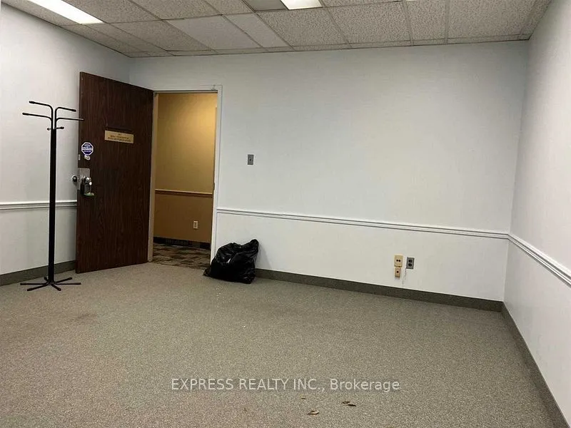 121 Willowdale Avenue, #307