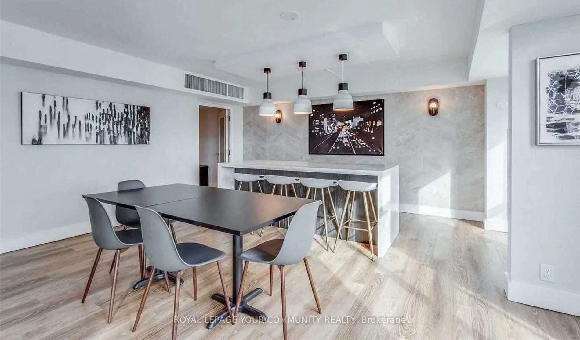 313 Richmond Street E, #467