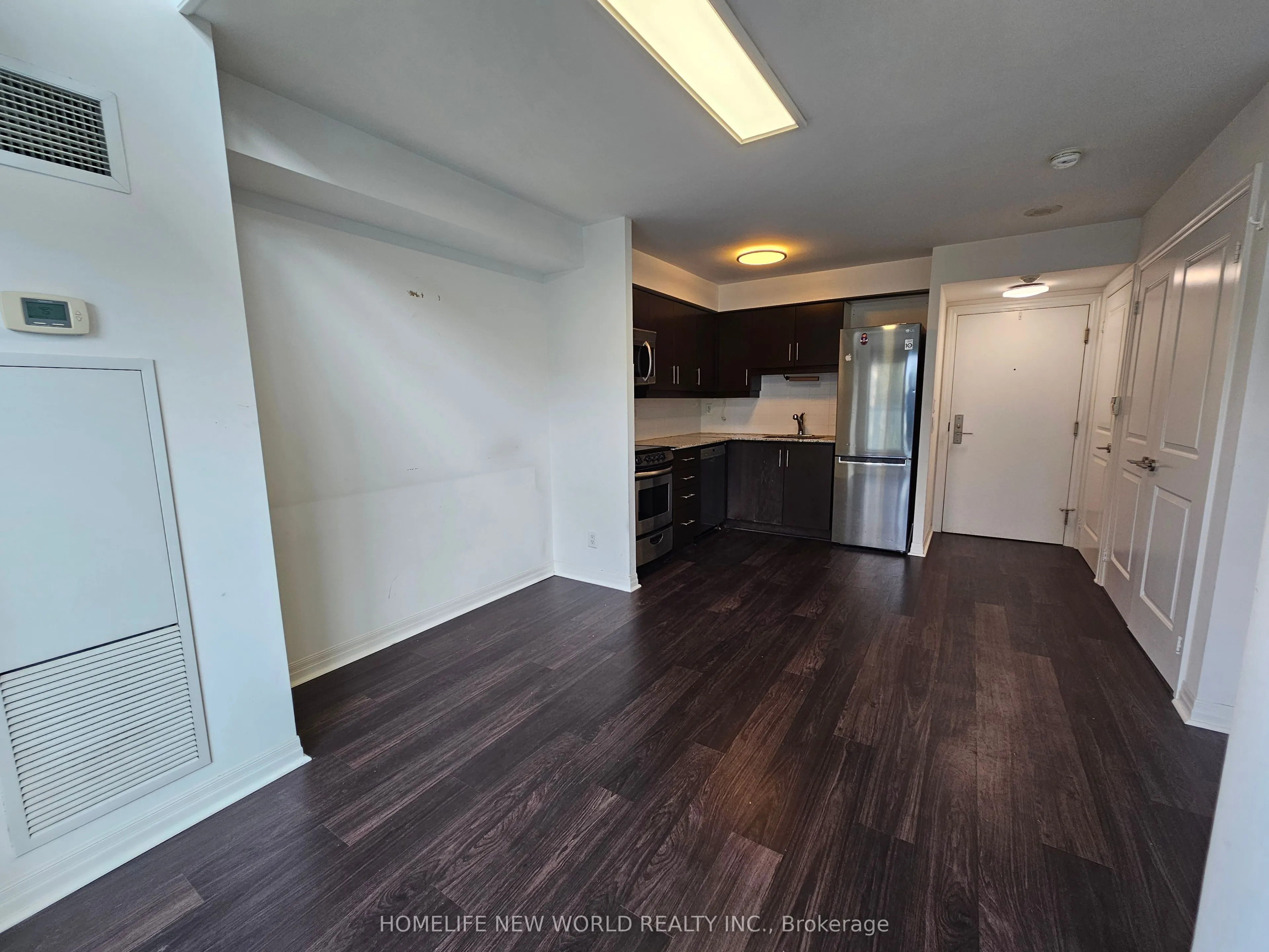 2035 Sheppard Avenue E, #329