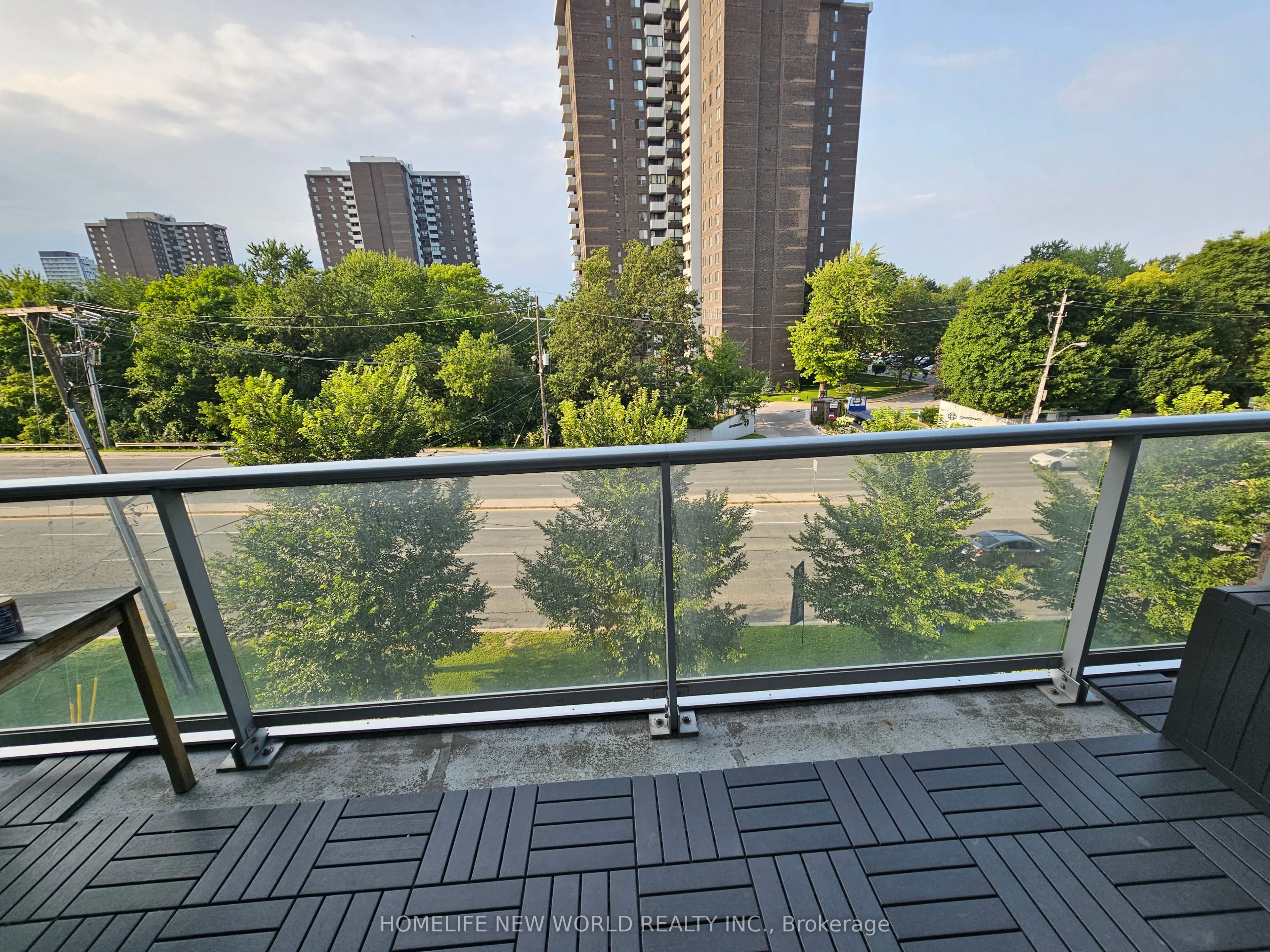 2035 Sheppard Avenue E, #329