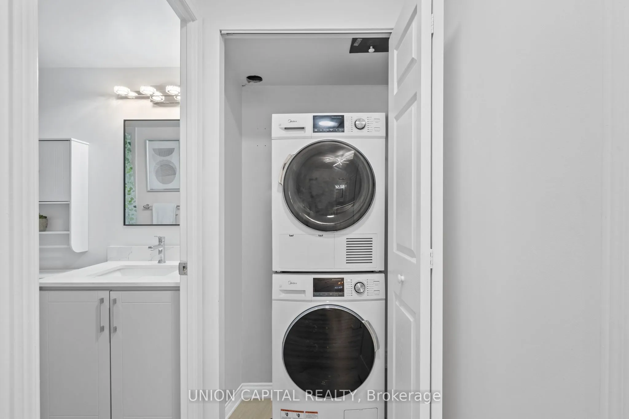 39 Pemberton Avenue, #LPH17