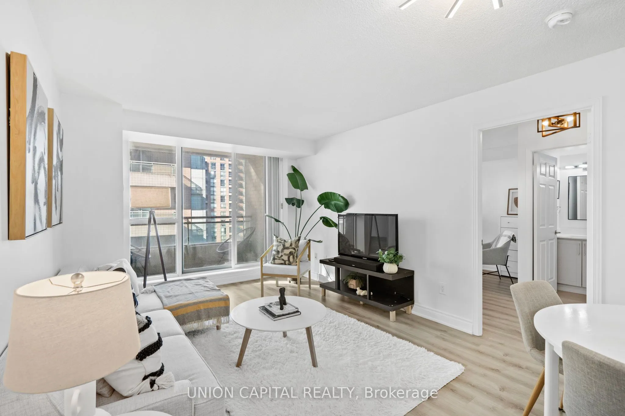 39 Pemberton Avenue, #LPH17