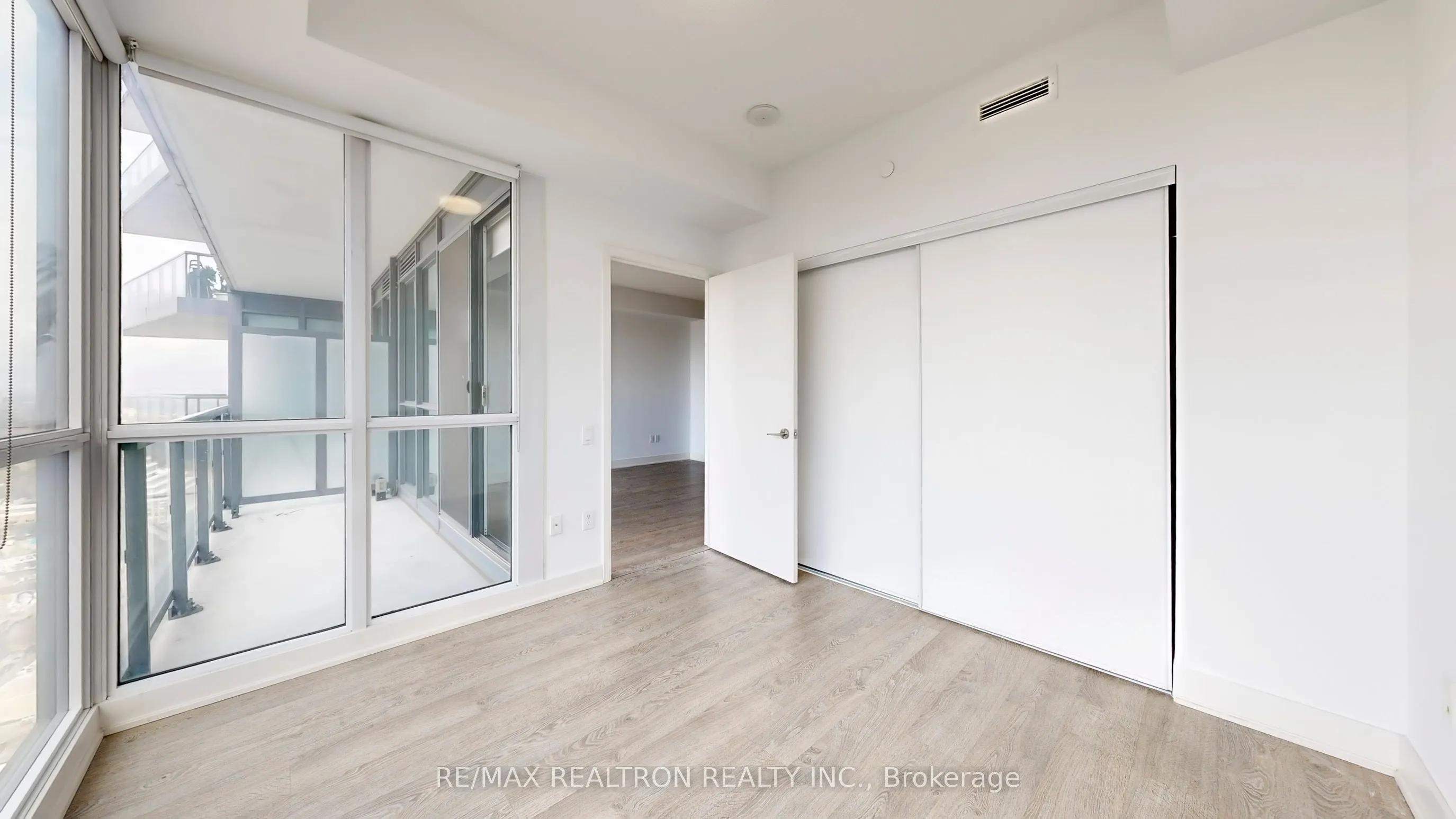 30 Roehampton Avenue, #3003