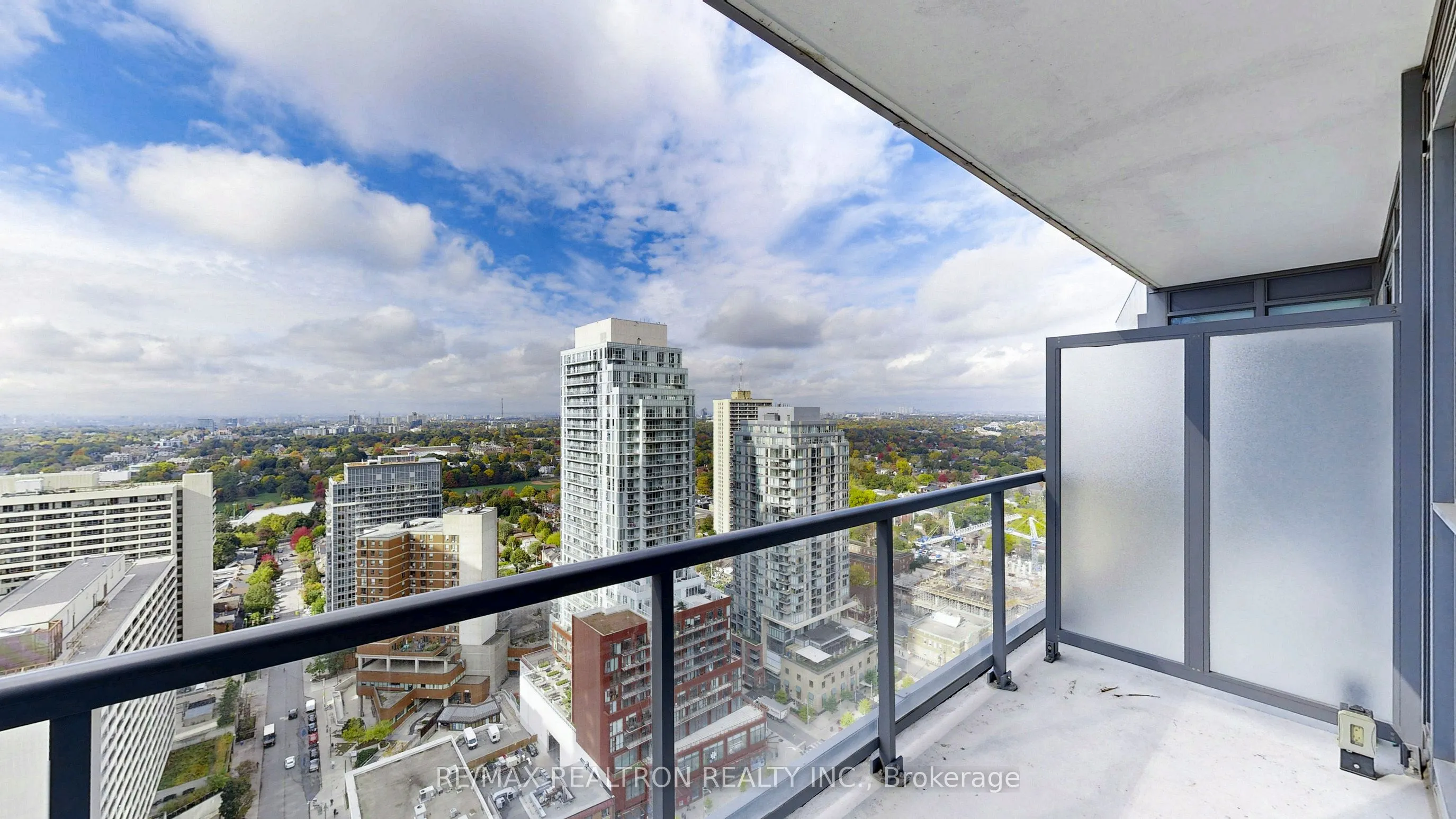 30 Roehampton Avenue, #3003