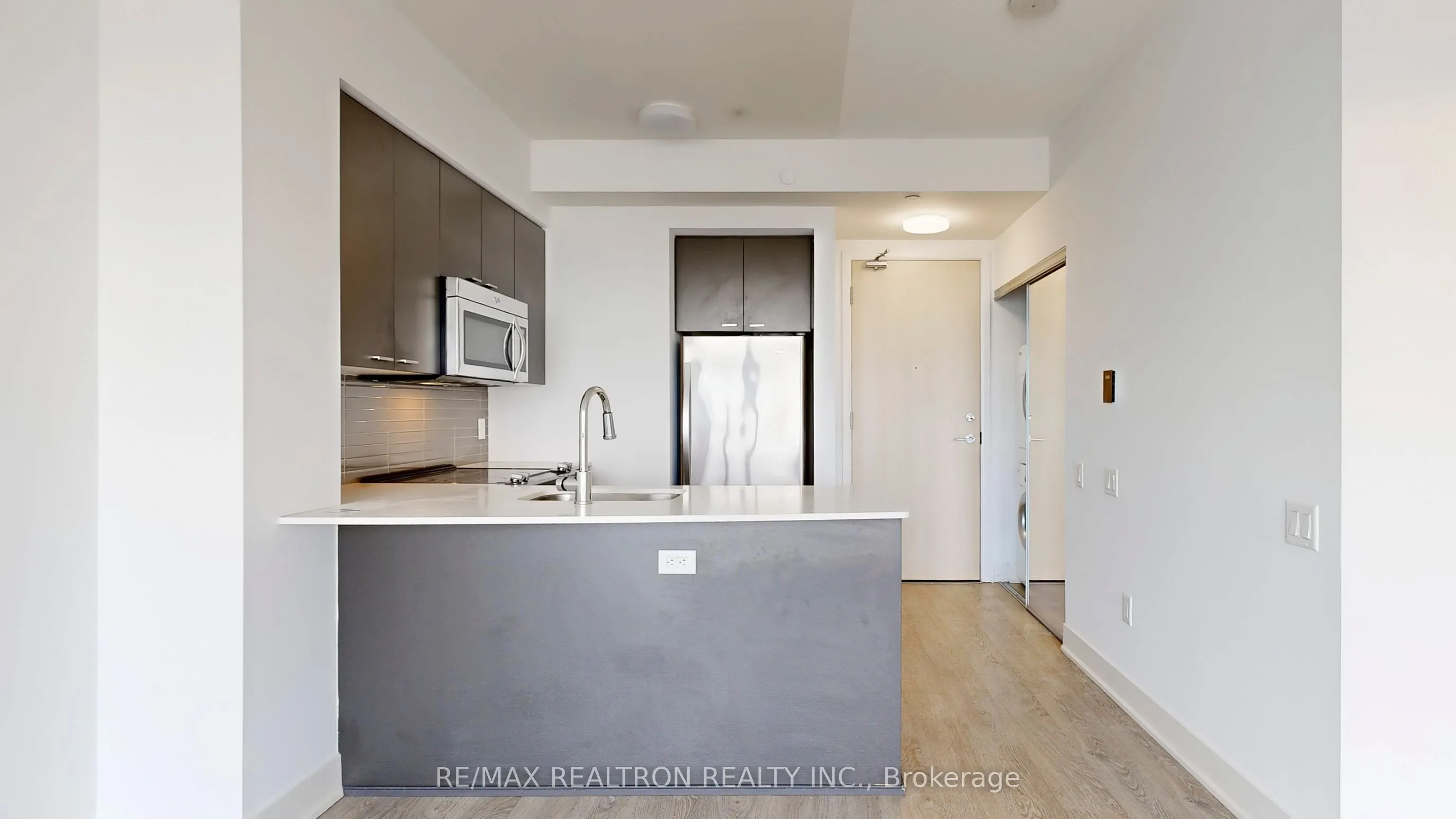 30 Roehampton Avenue, #3003