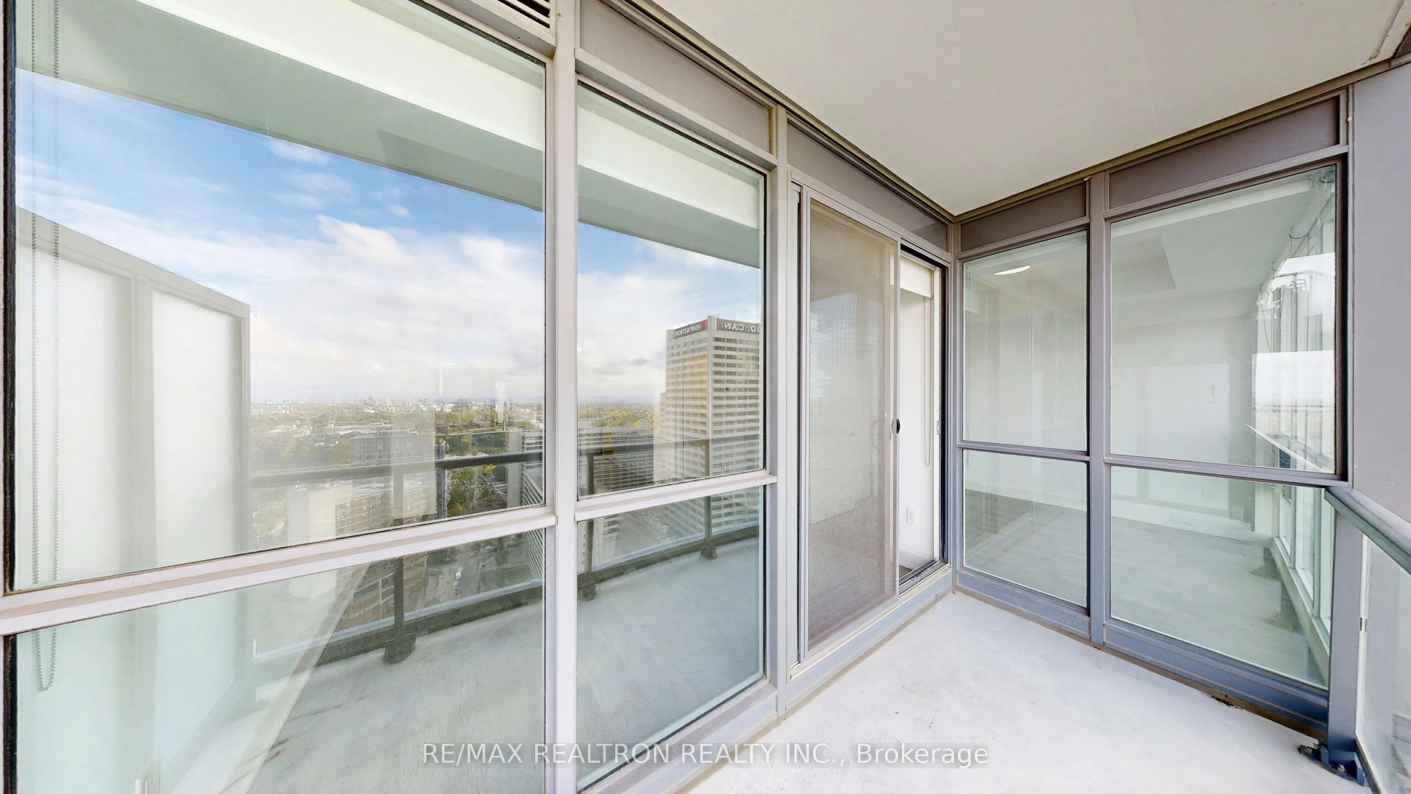 30 Roehampton Avenue, #3003