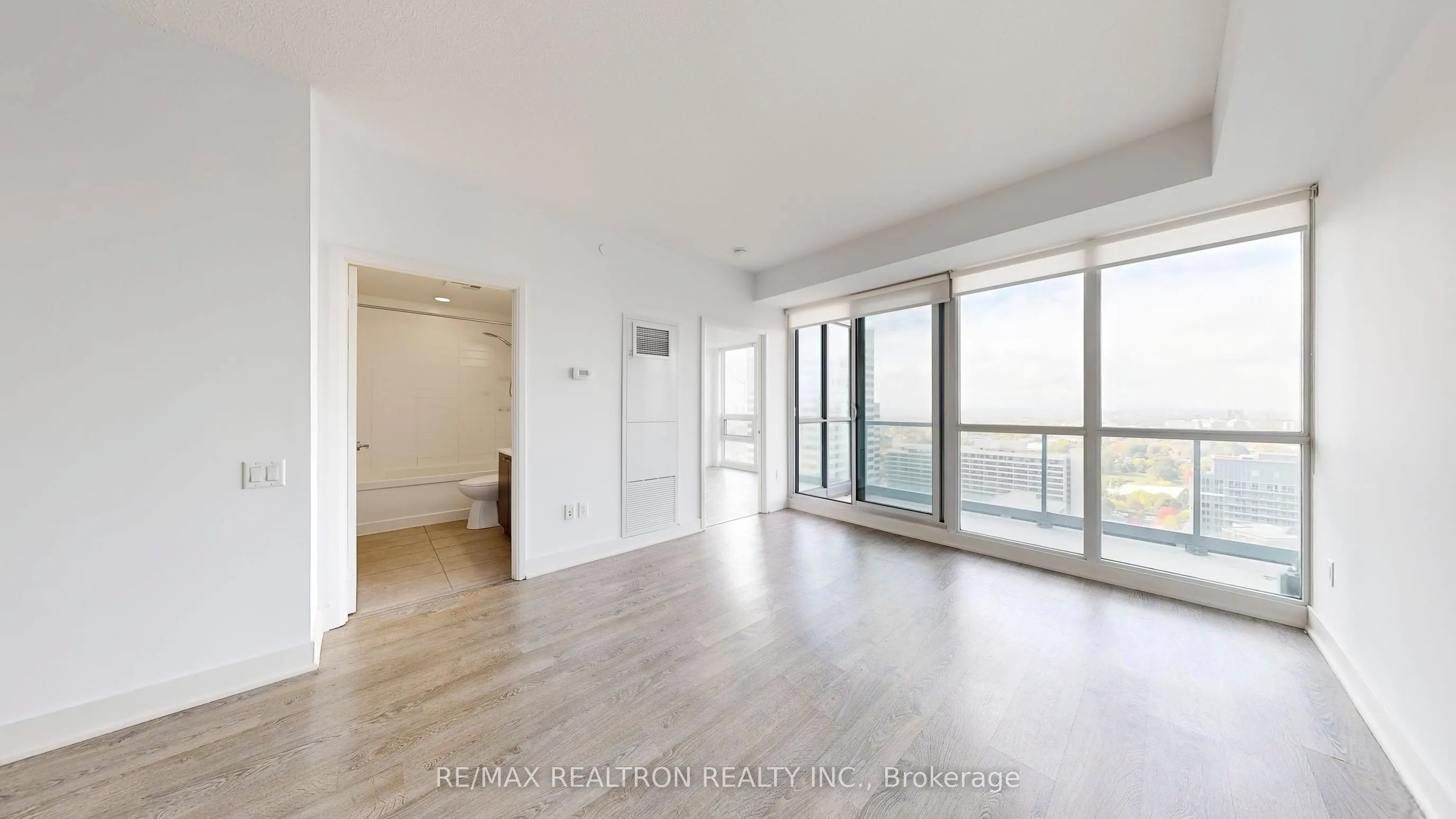 30 Roehampton Avenue, #3003