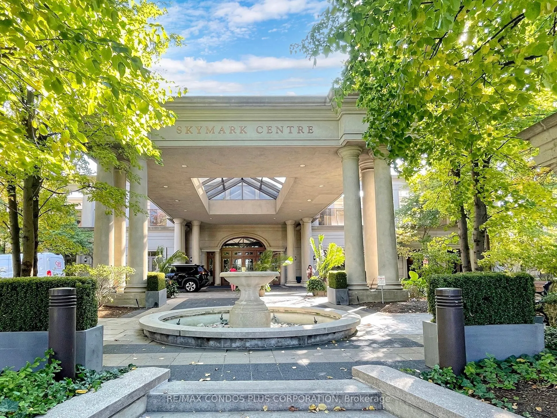 78 Harrison Garden Boulevard, #1801