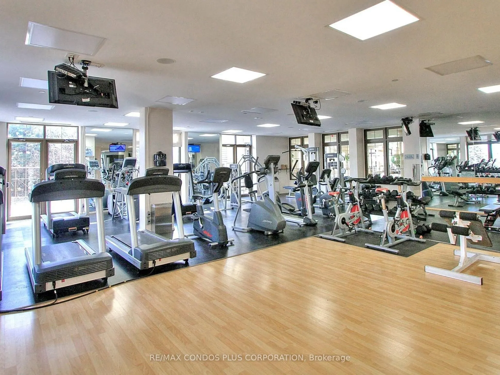 78 Harrison Garden Boulevard, #1801