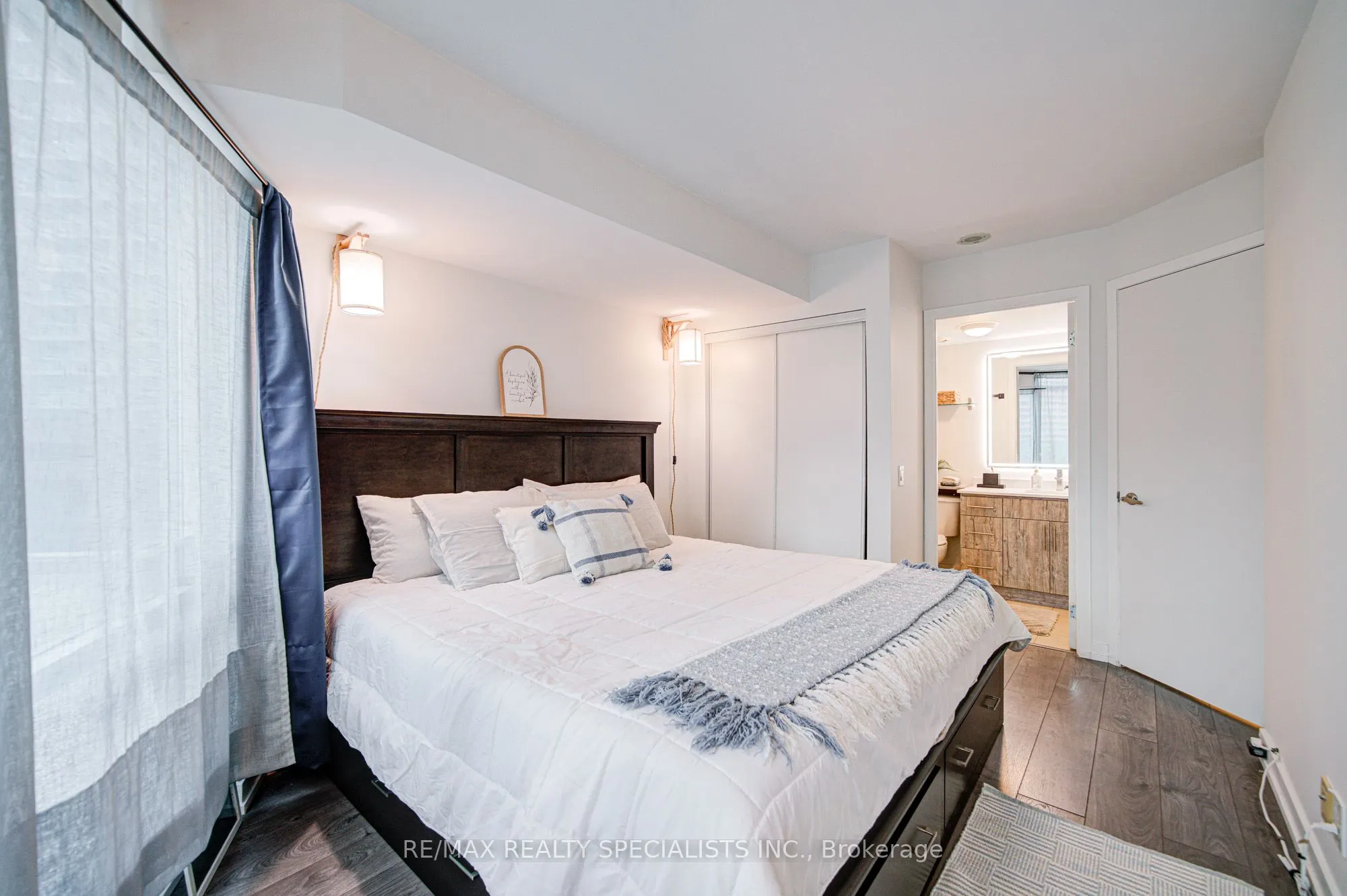 361 Front Street W, #608