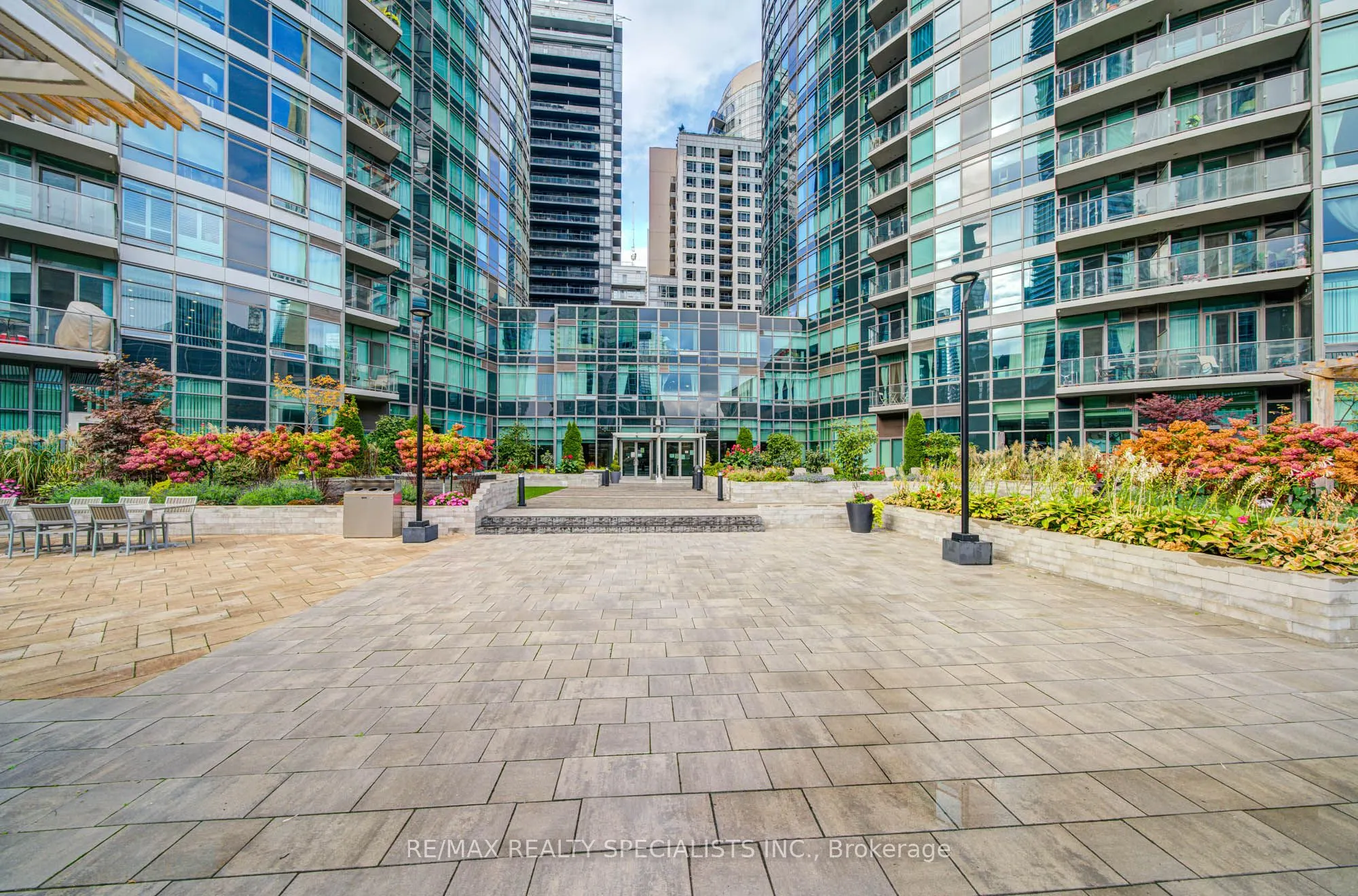 361 Front Street W, #608