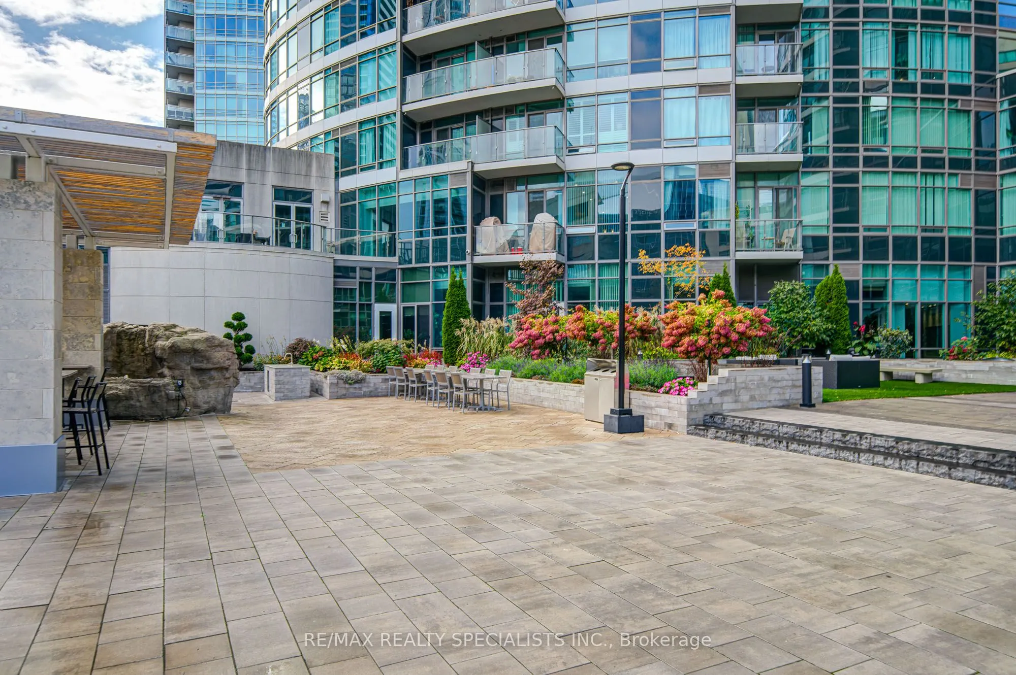 361 Front Street W, #608