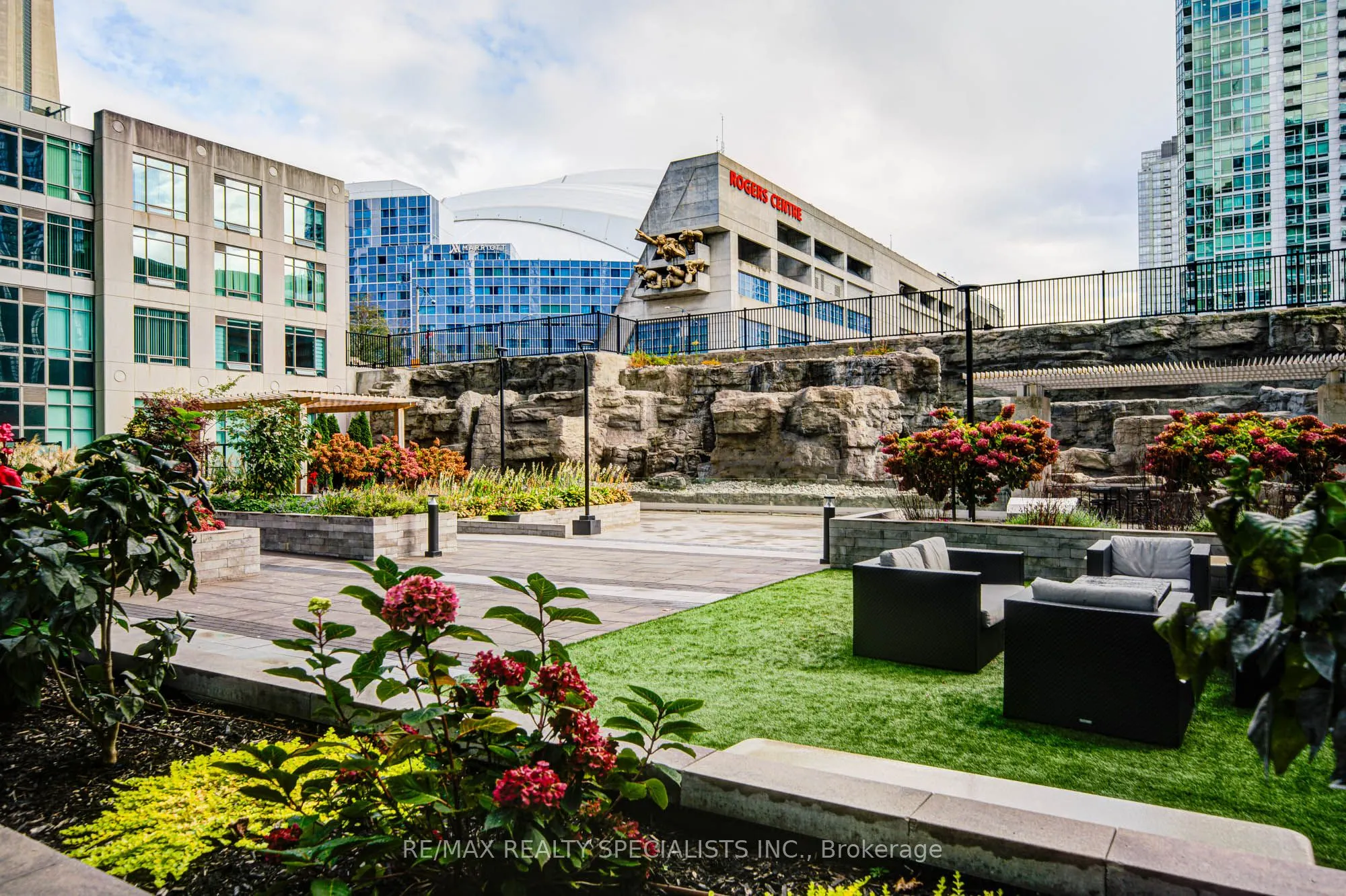 361 Front Street W, #608