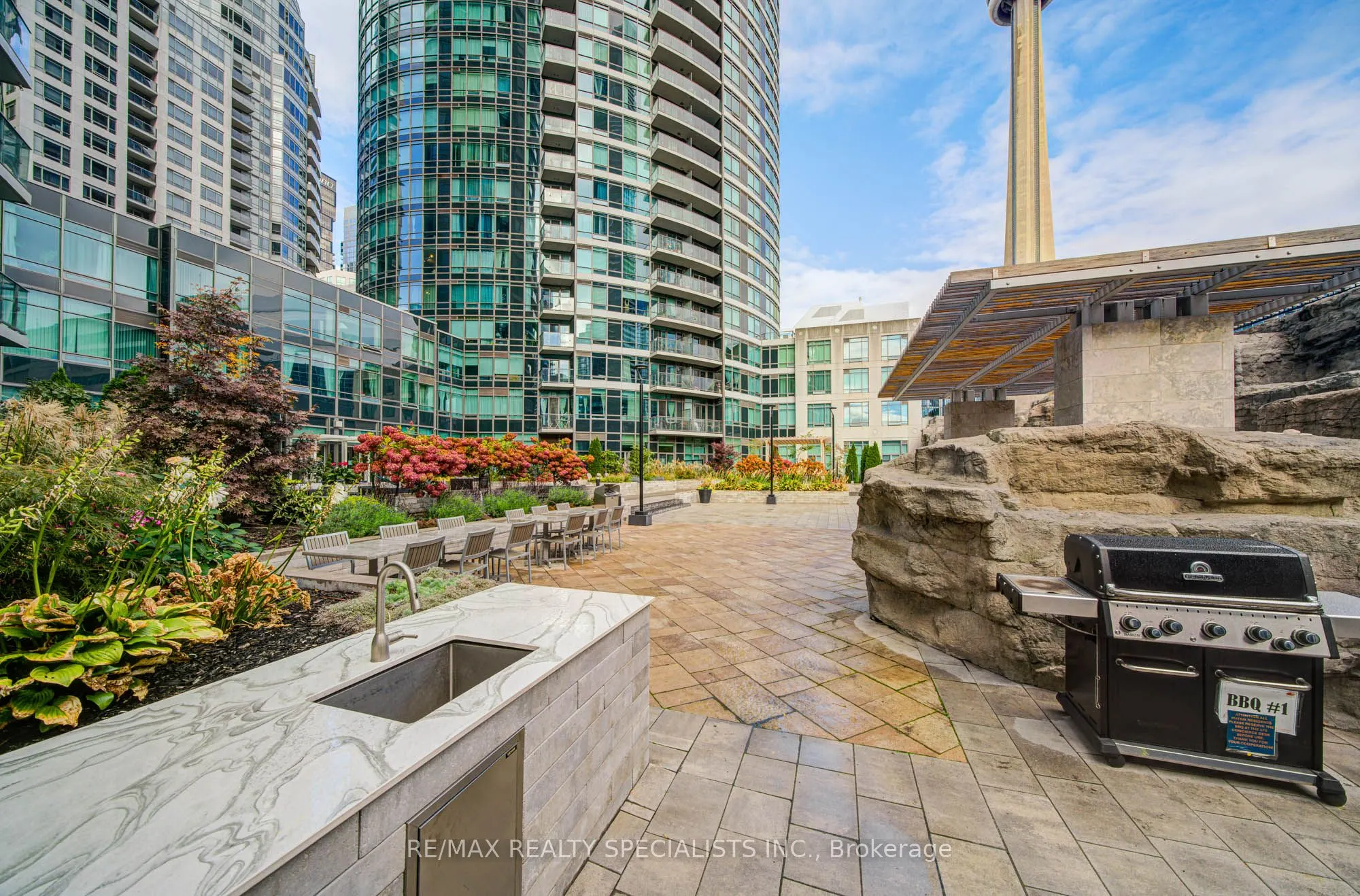 361 Front Street W, #608