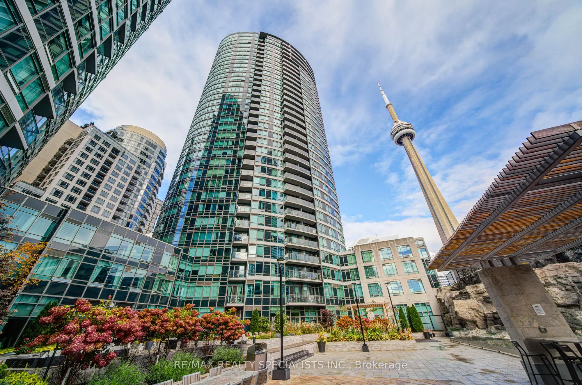 361 Front Street W, #608