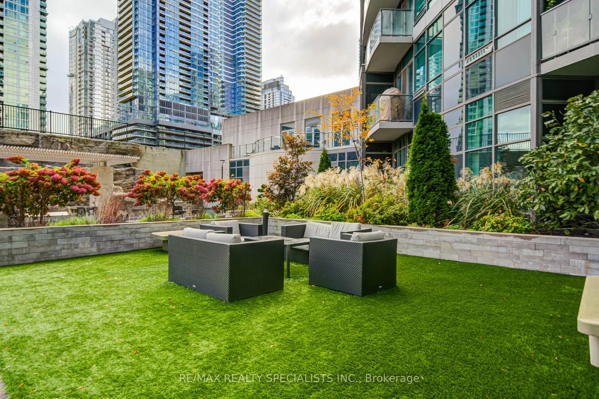 361 Front Street W, #608