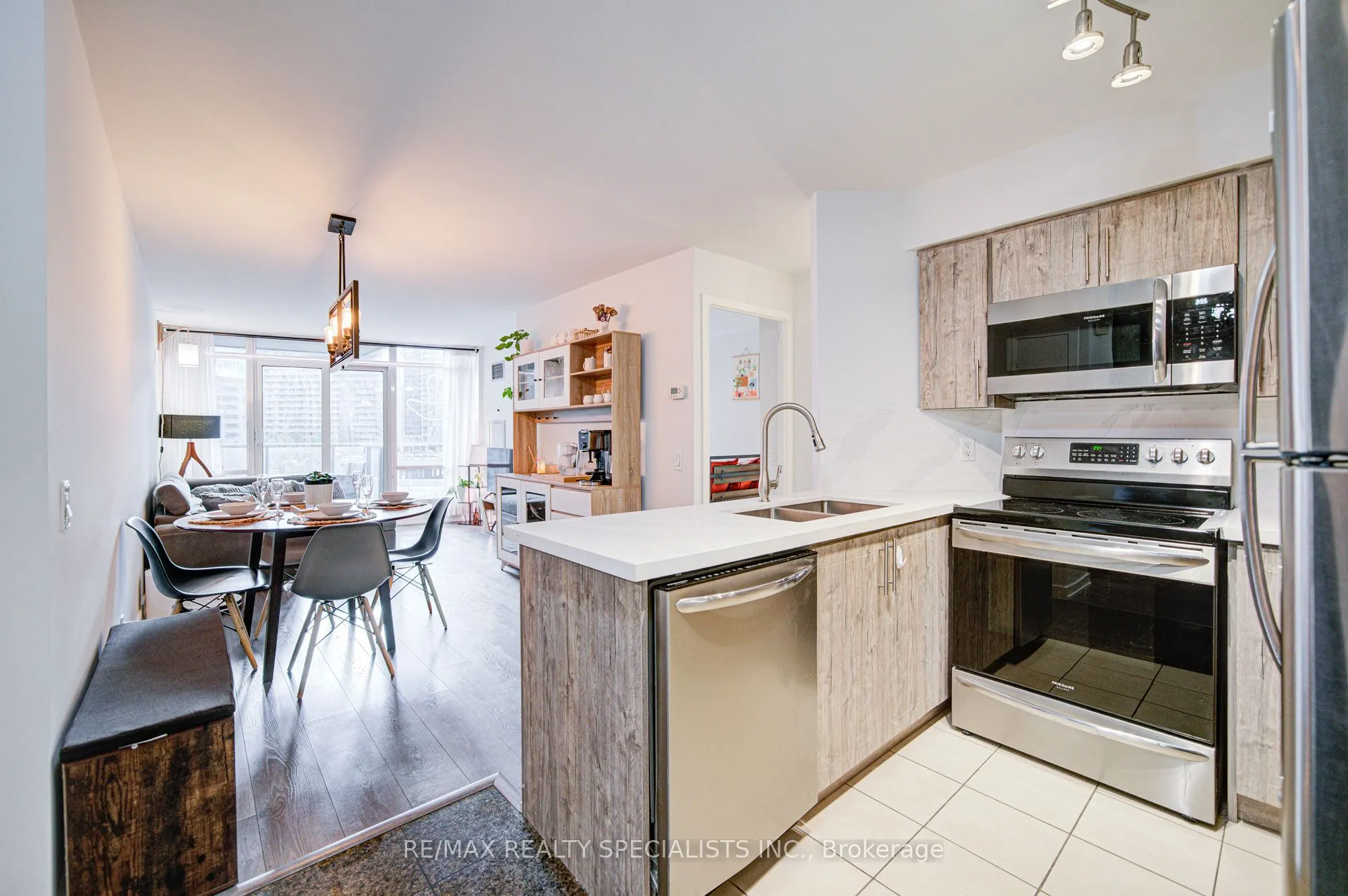 361 Front Street W, #608