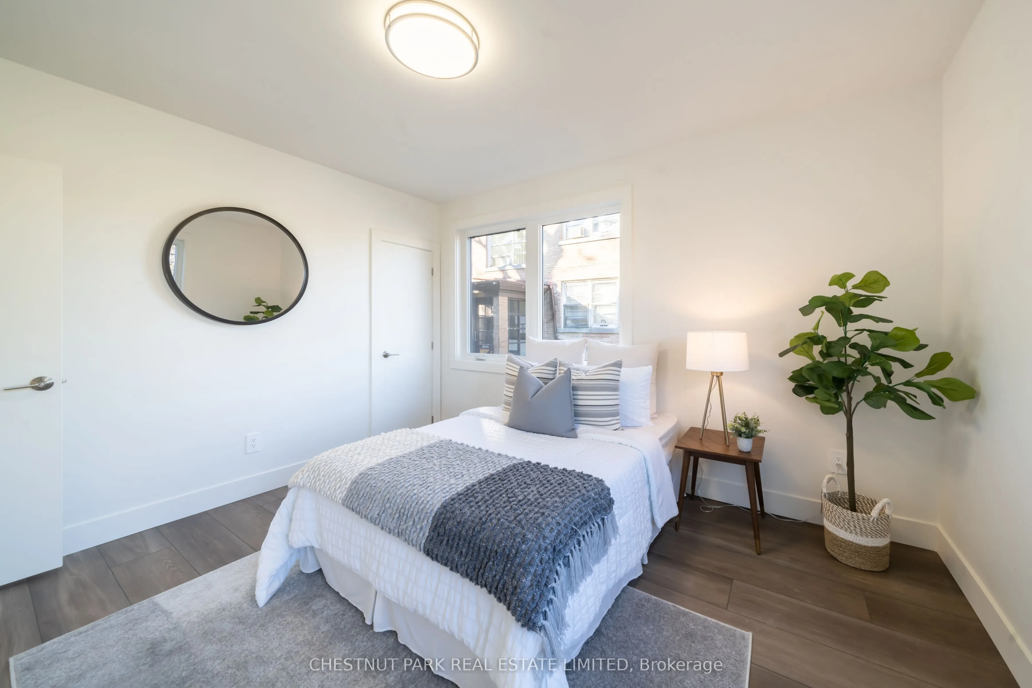 1466 Avenue Road, #4