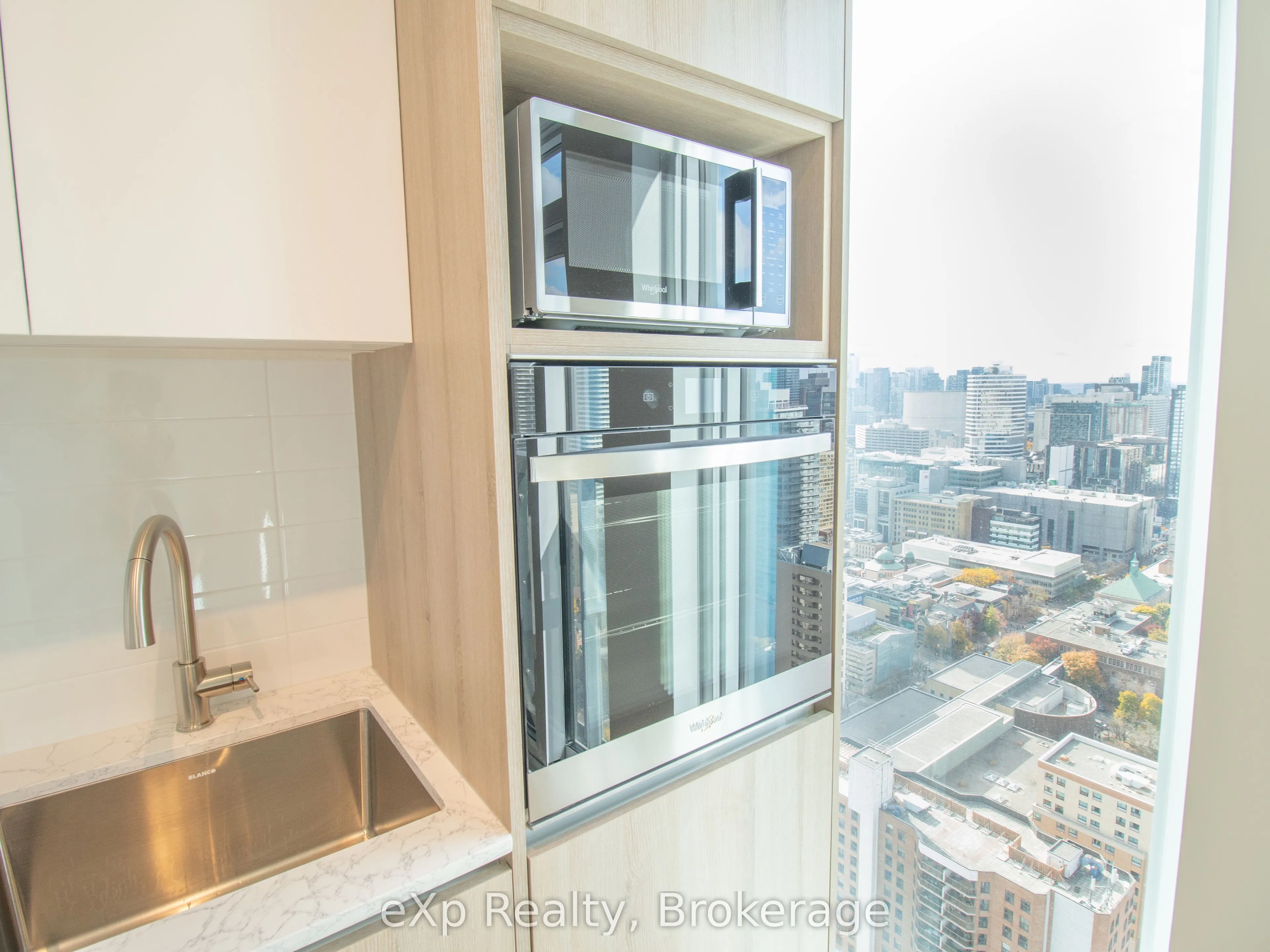 319 Jarvis Street, #4005