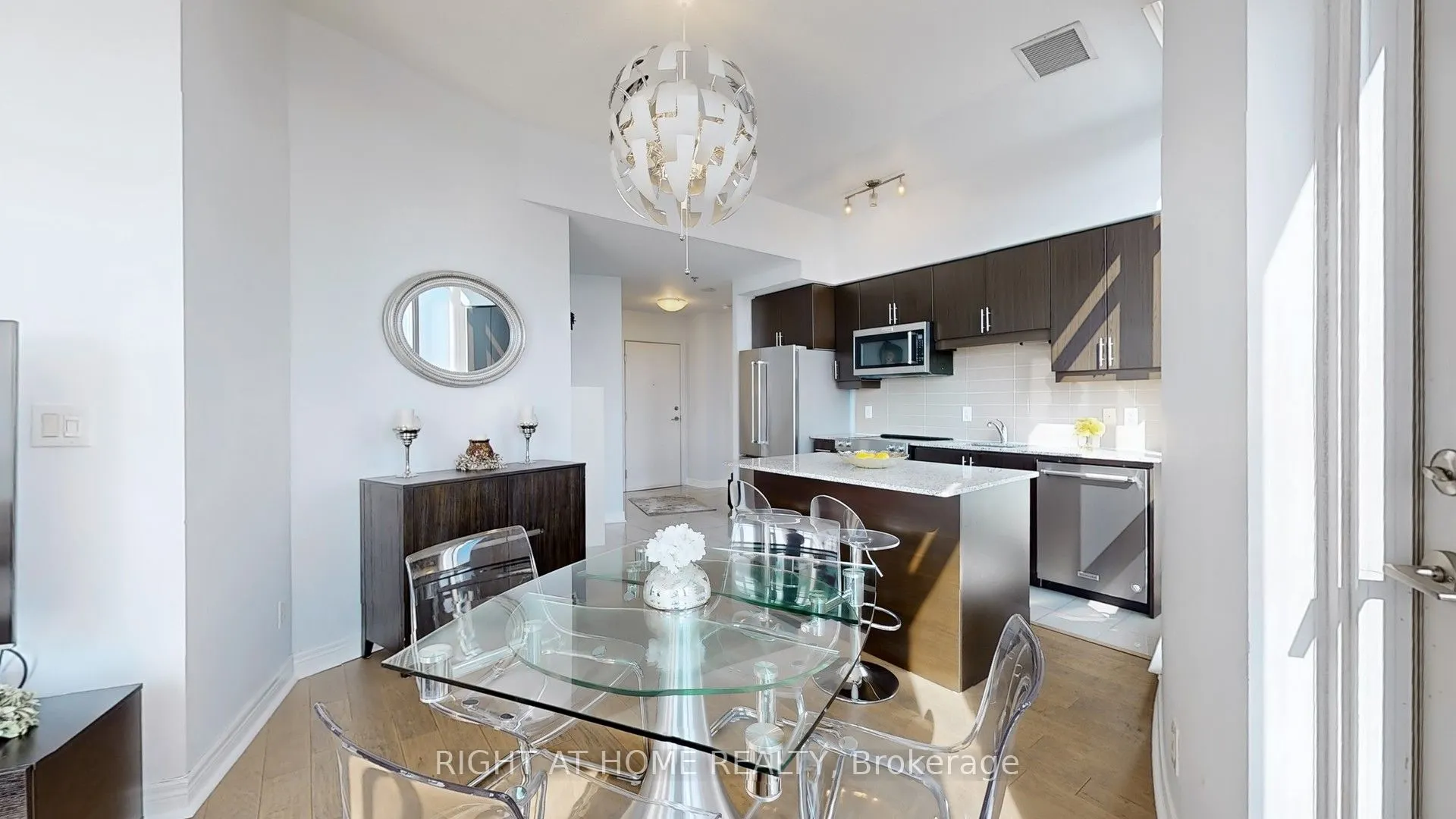 2756 Old Leslie Street, #1110