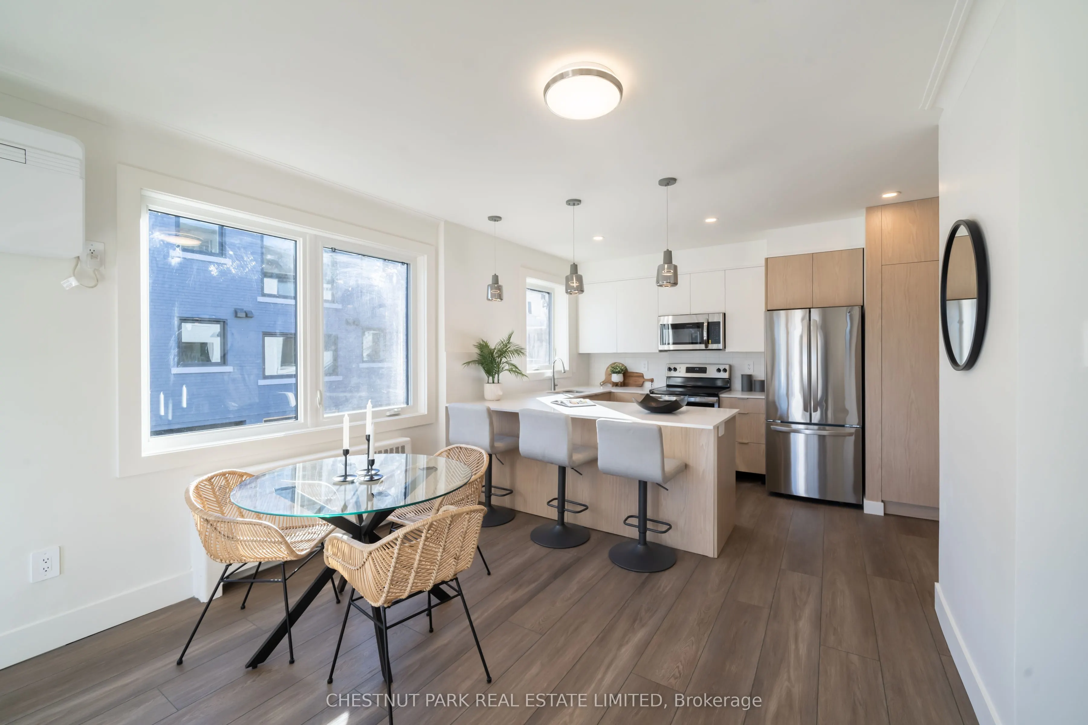1454 Avenue Road, #4