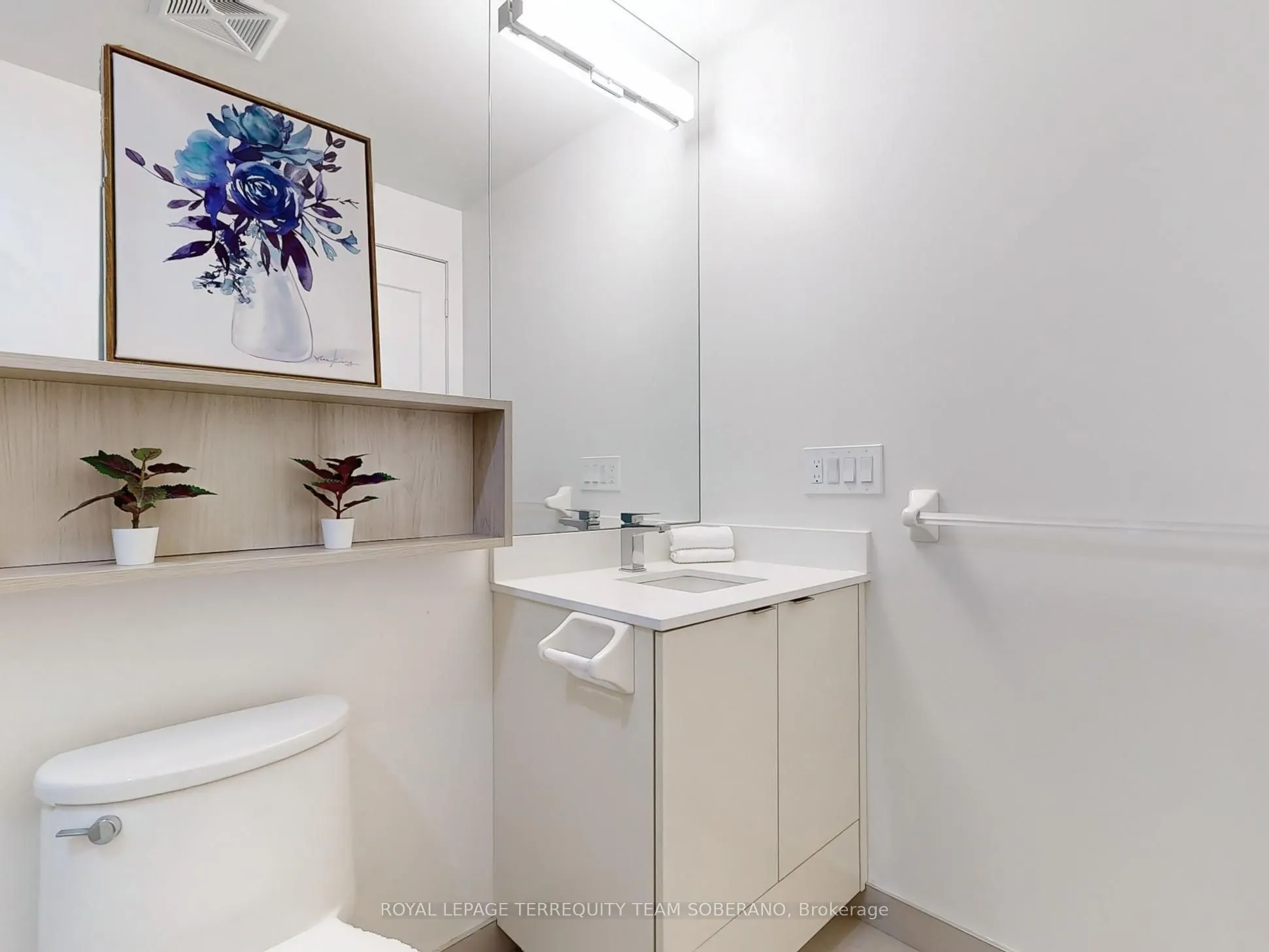 70 Princess Street, #2605