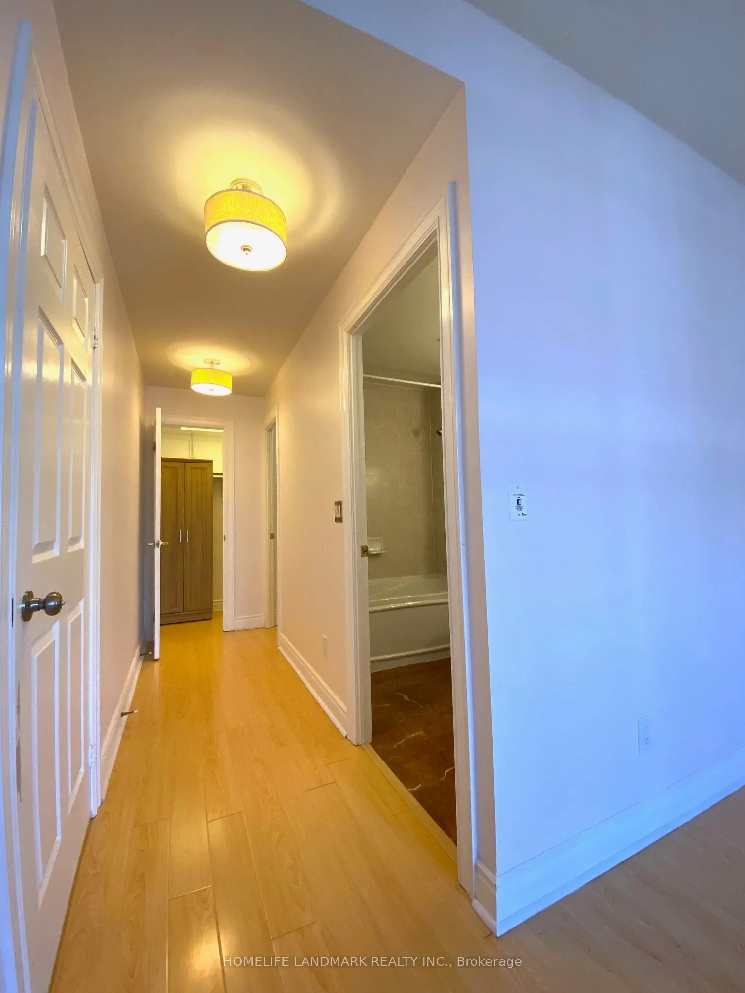 18 Kenaston Gardens, #608