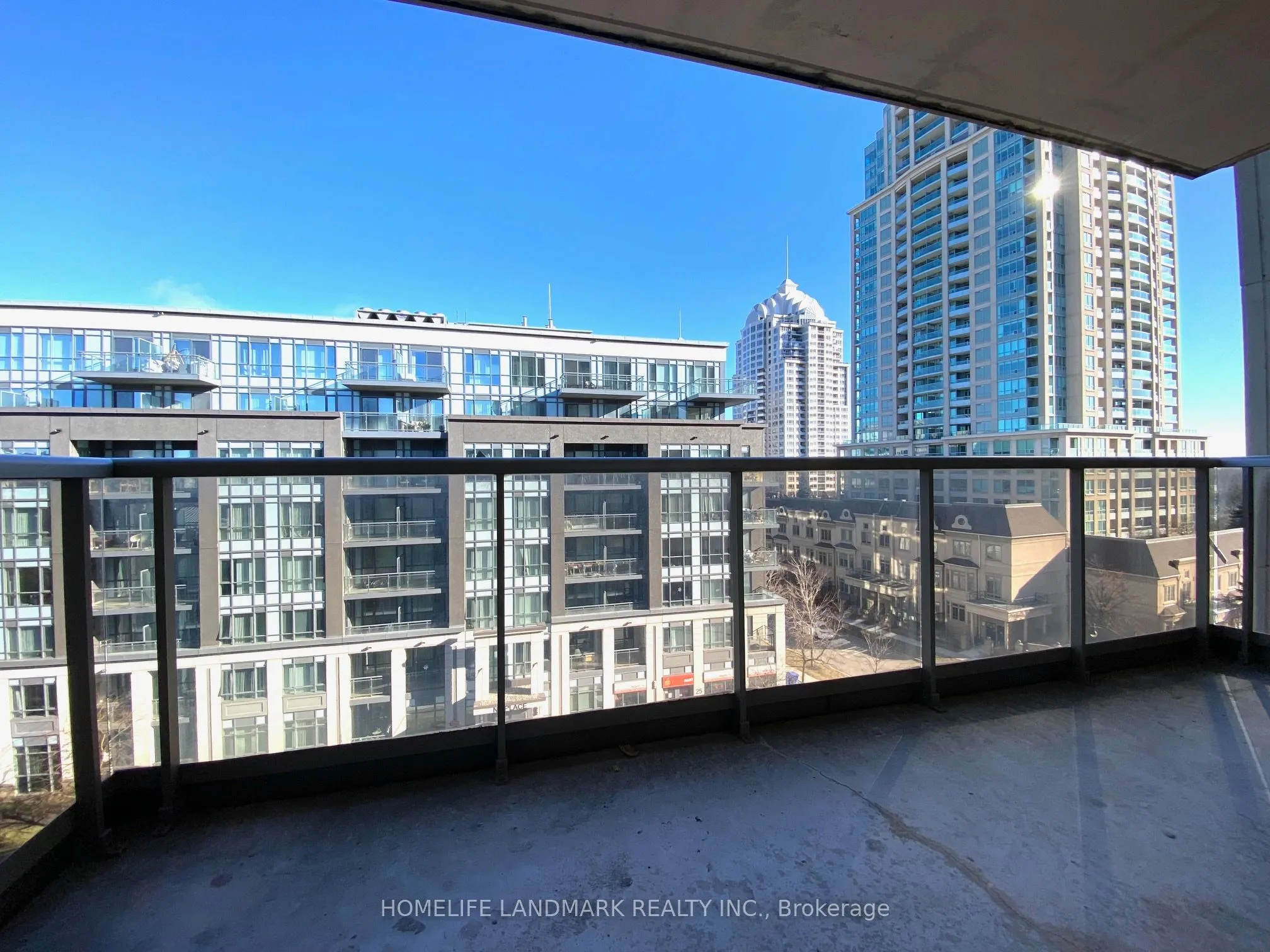 18 Kenaston Gardens, #608