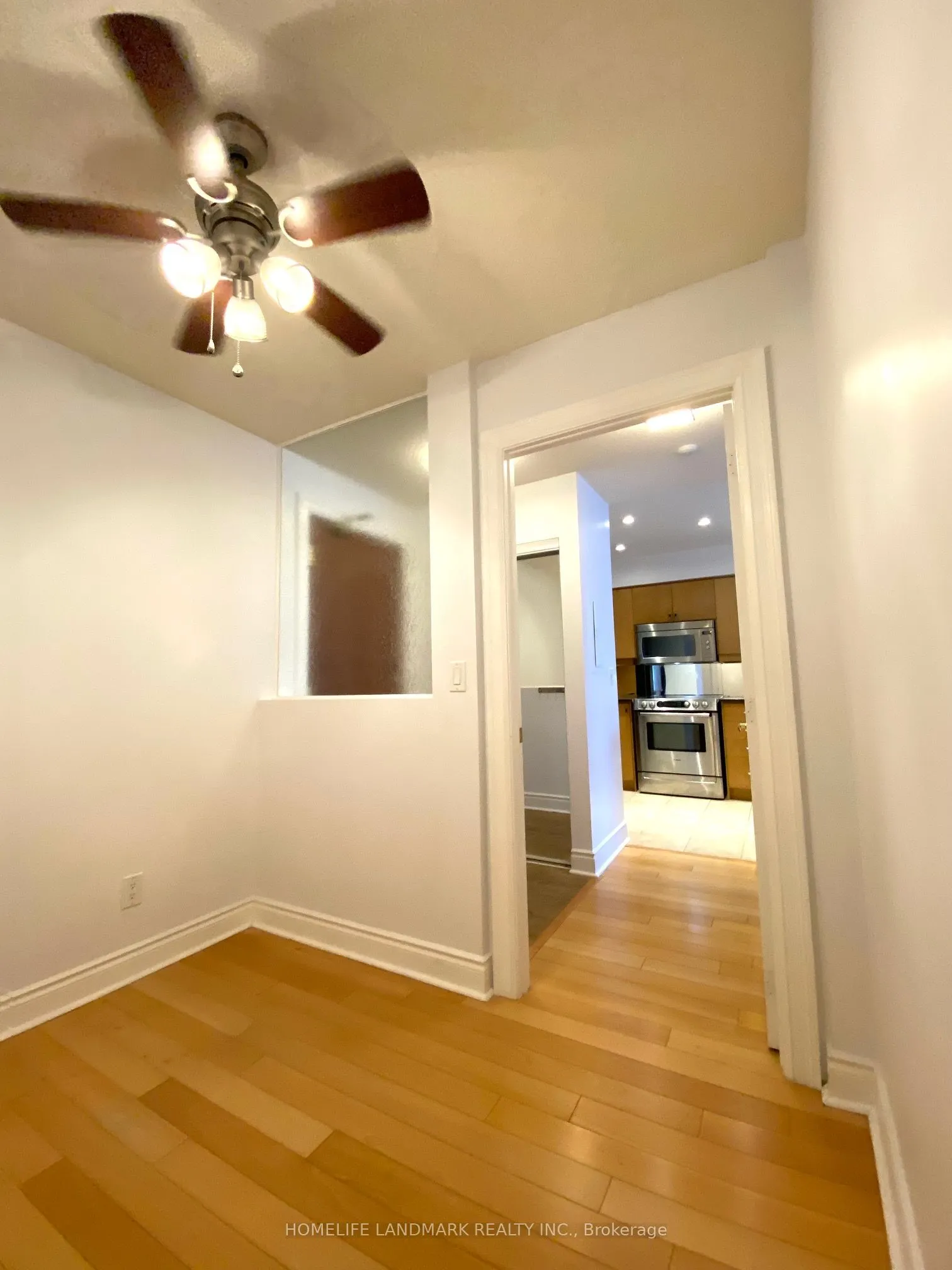 18 Kenaston Gardens, #608