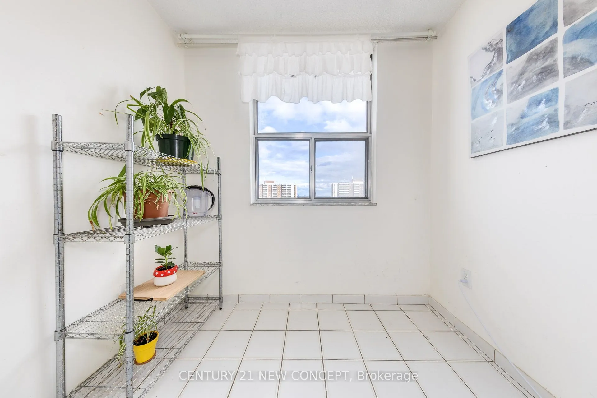 205 Hilda Avenue, #1407