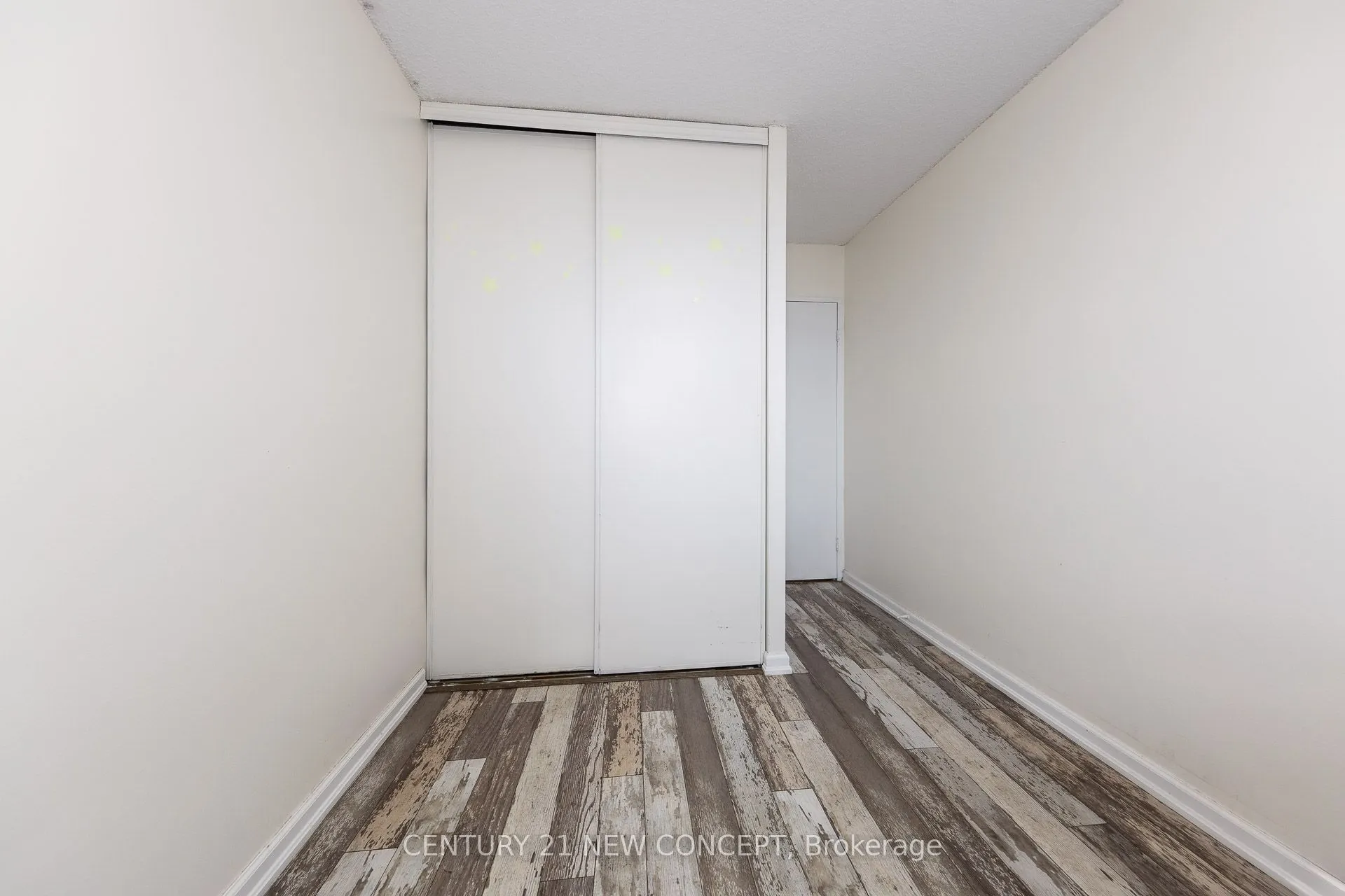 205 Hilda Avenue, #1407