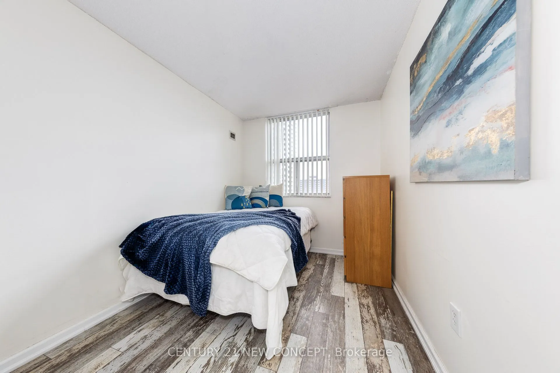 205 Hilda Avenue, #1407