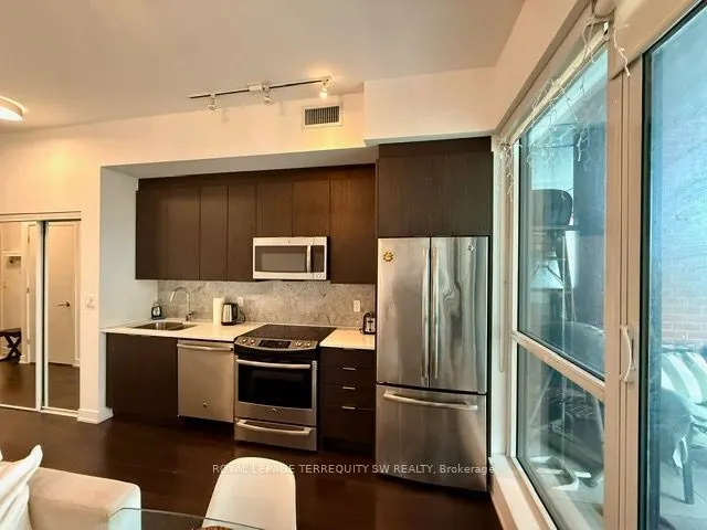 50 Bruyeres Mews, #208