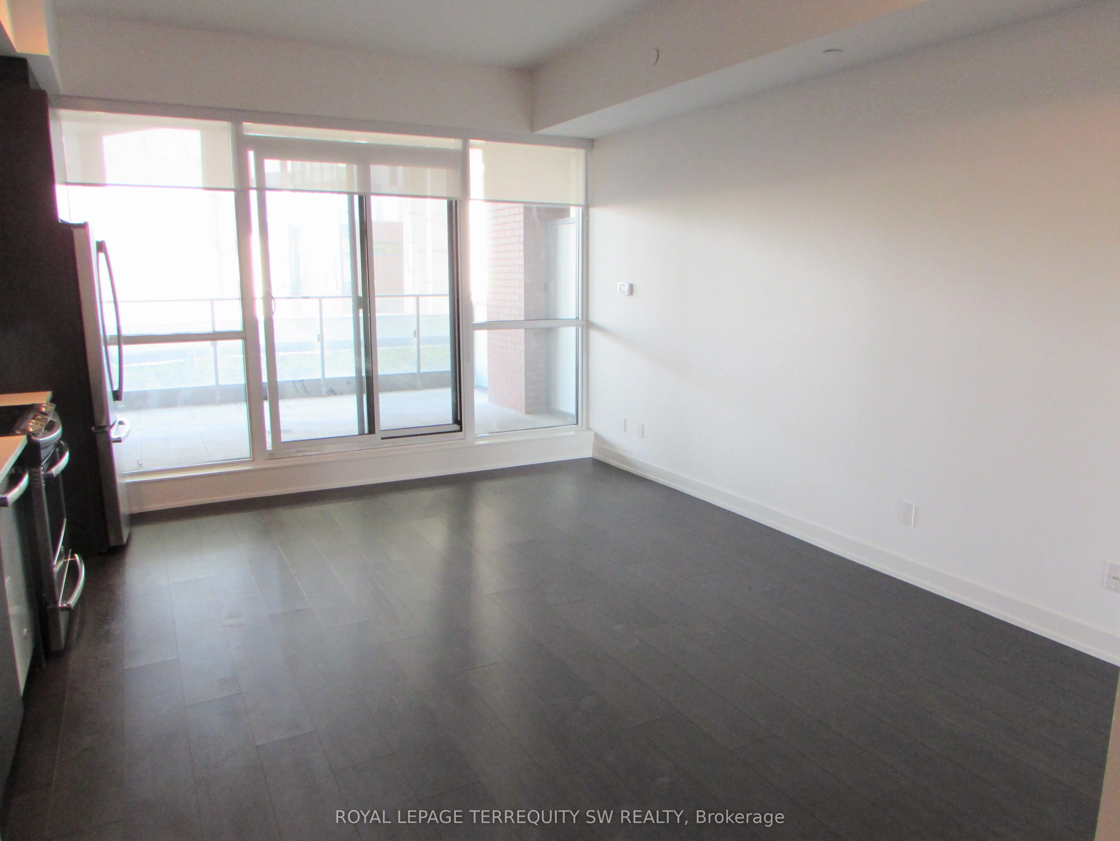 50 Bruyeres Mews, #208