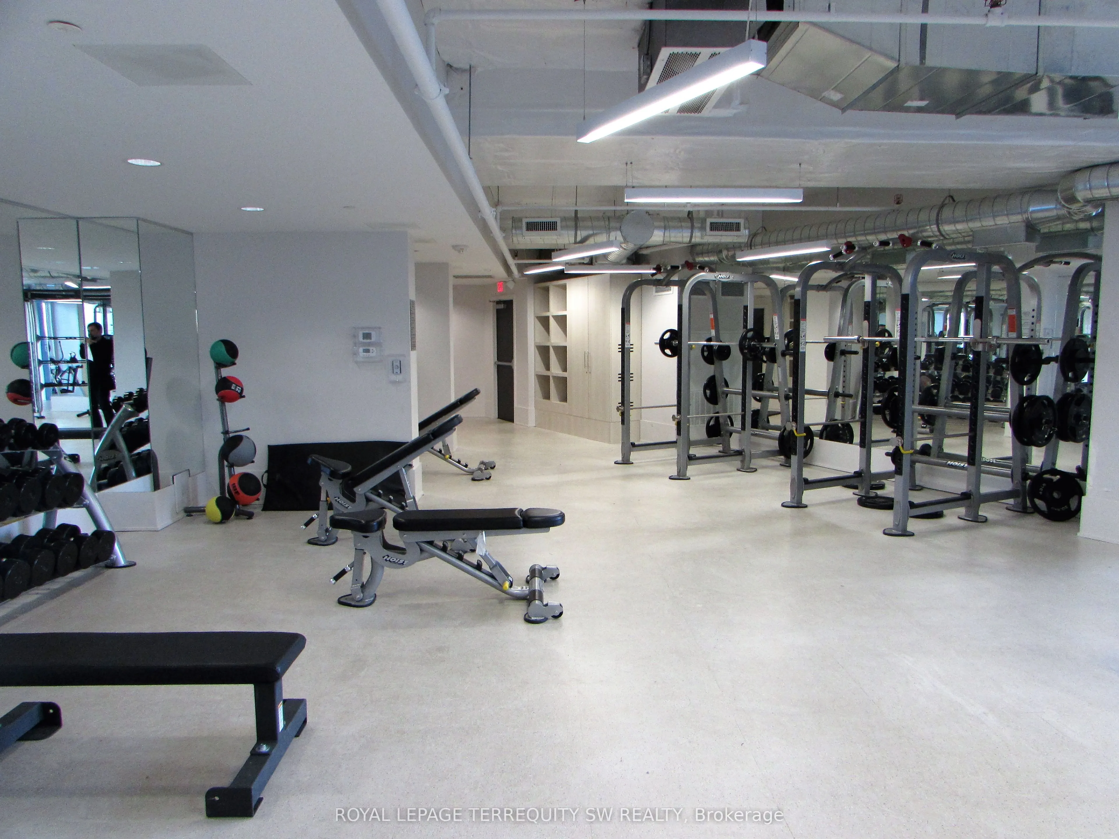 50 Bruyeres Mews, #208