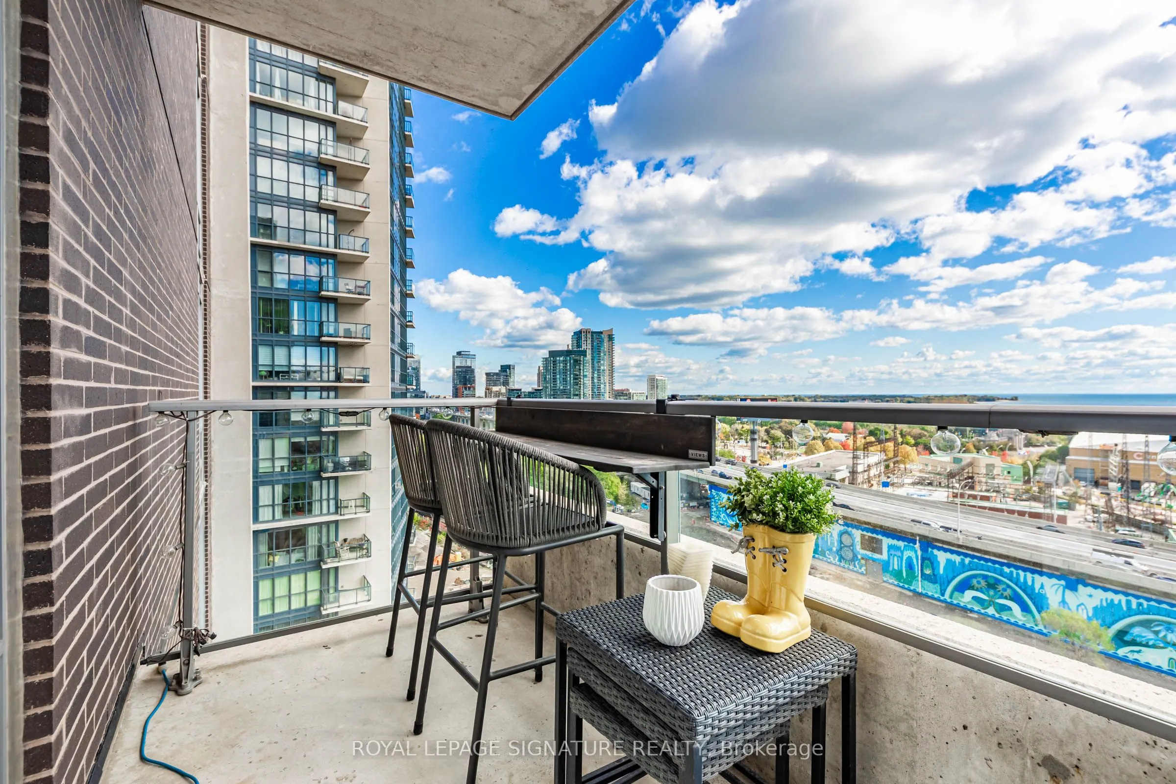 55 East Liberty Street, ##1209