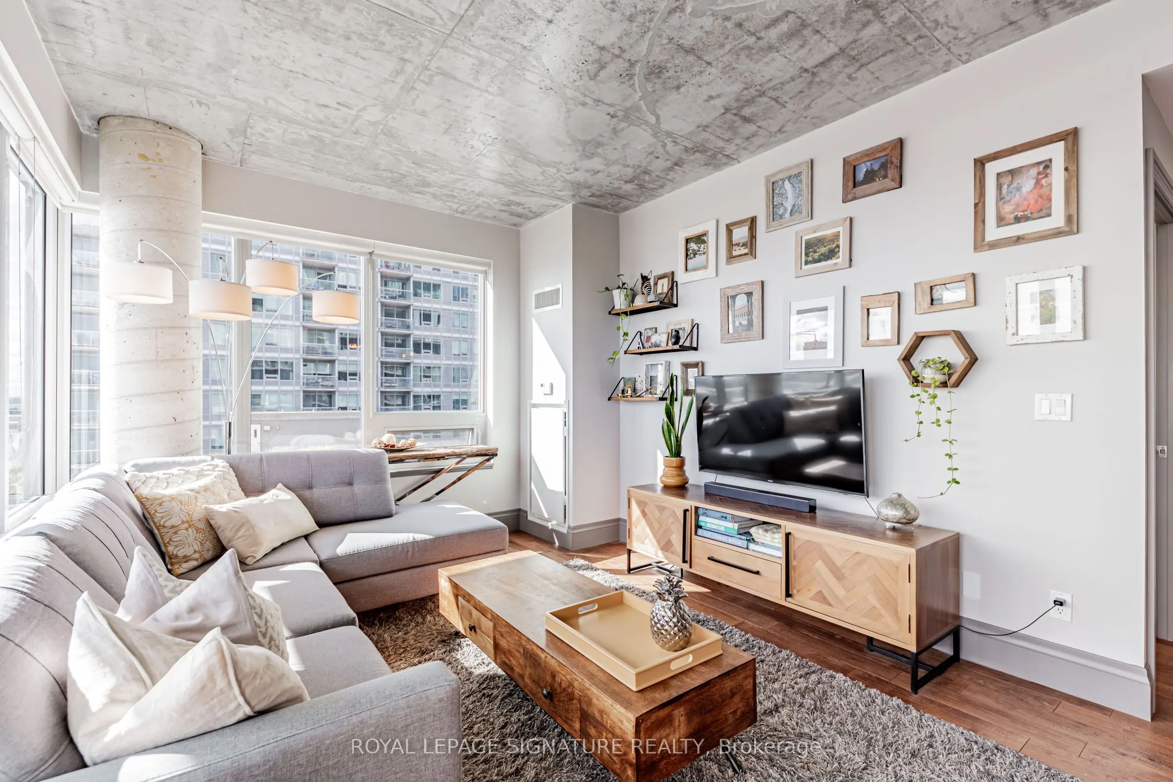 55 East Liberty Street, ##1209