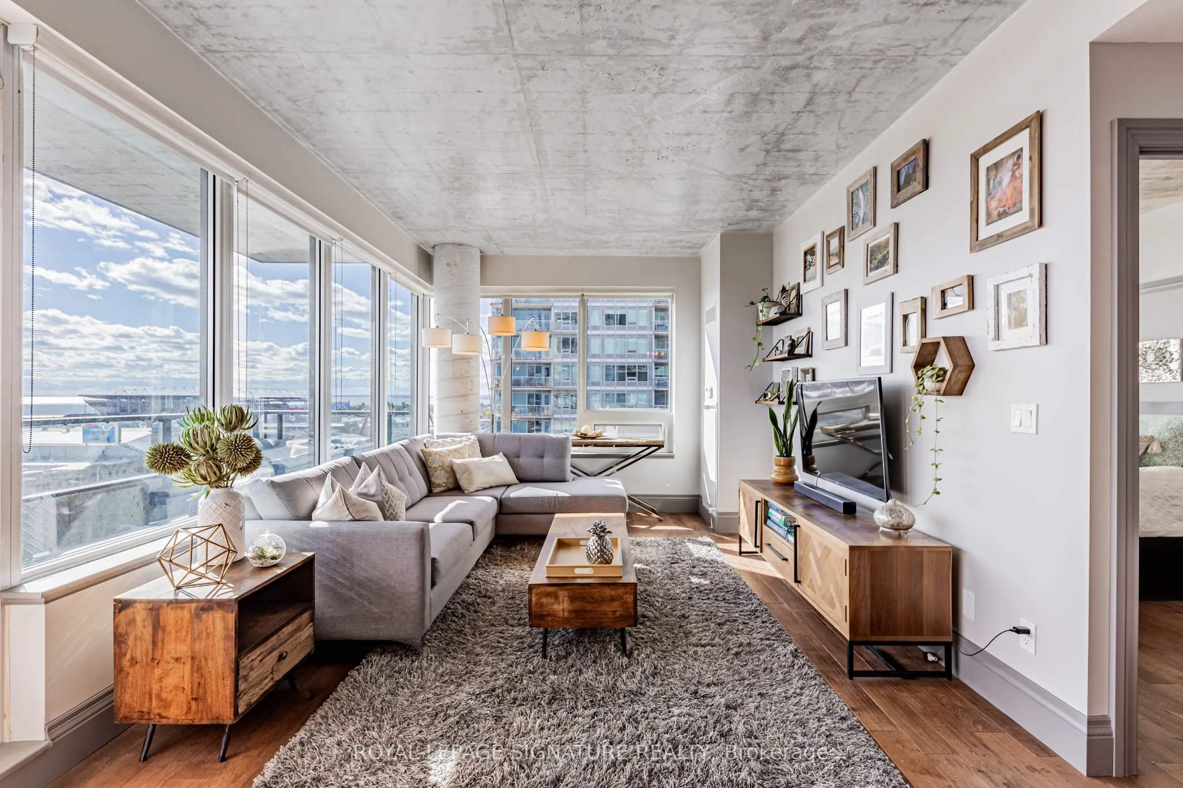 55 East Liberty Street, ##1209