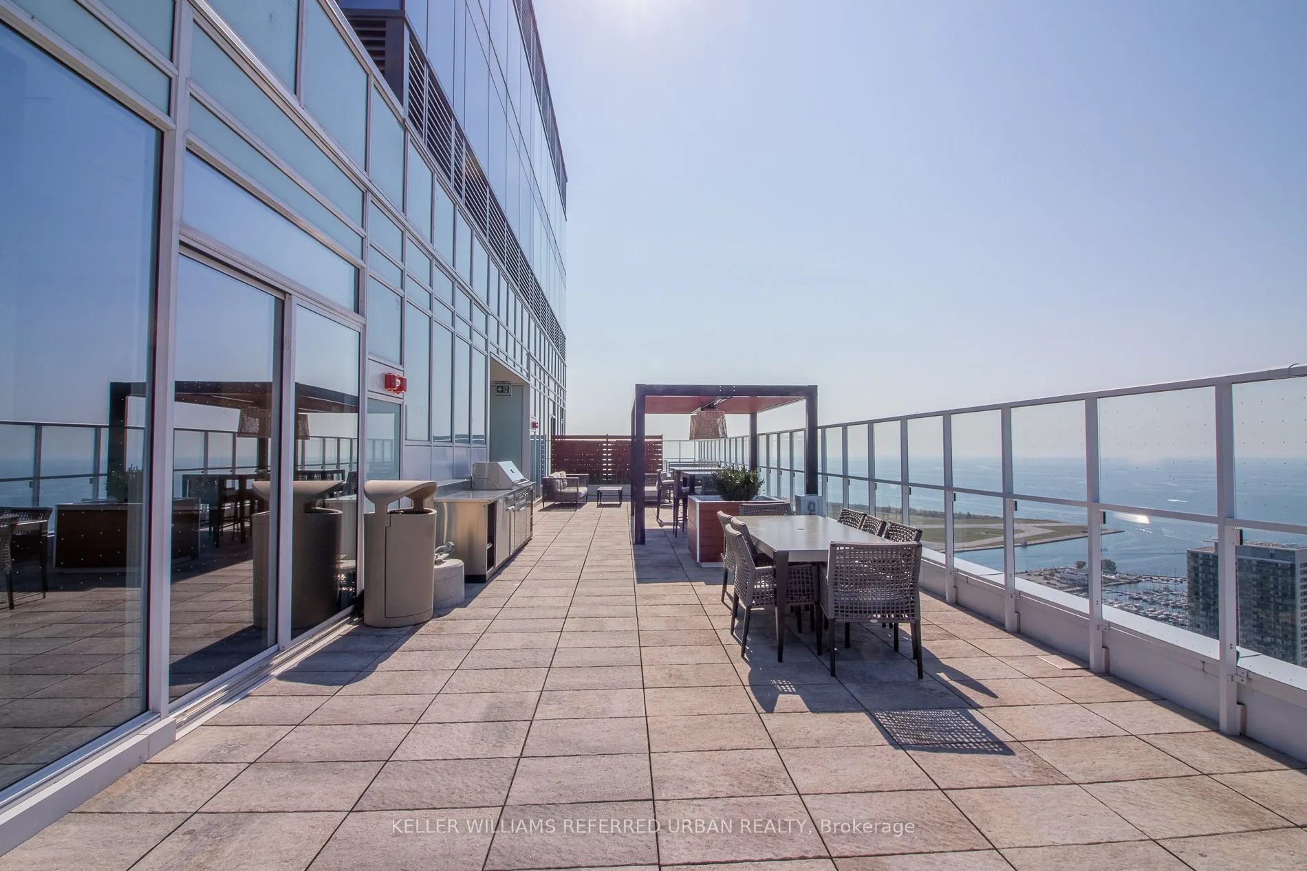 17 Bathurst Street, #3610