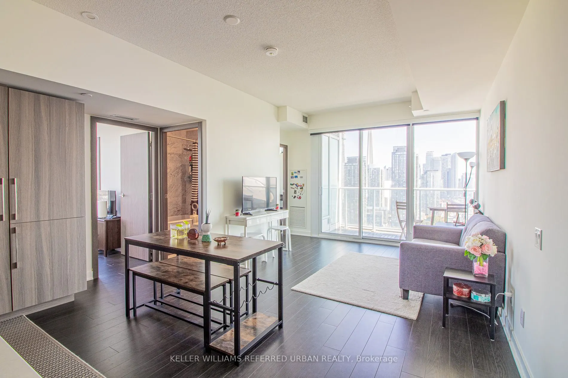 17 Bathurst Street, #3610